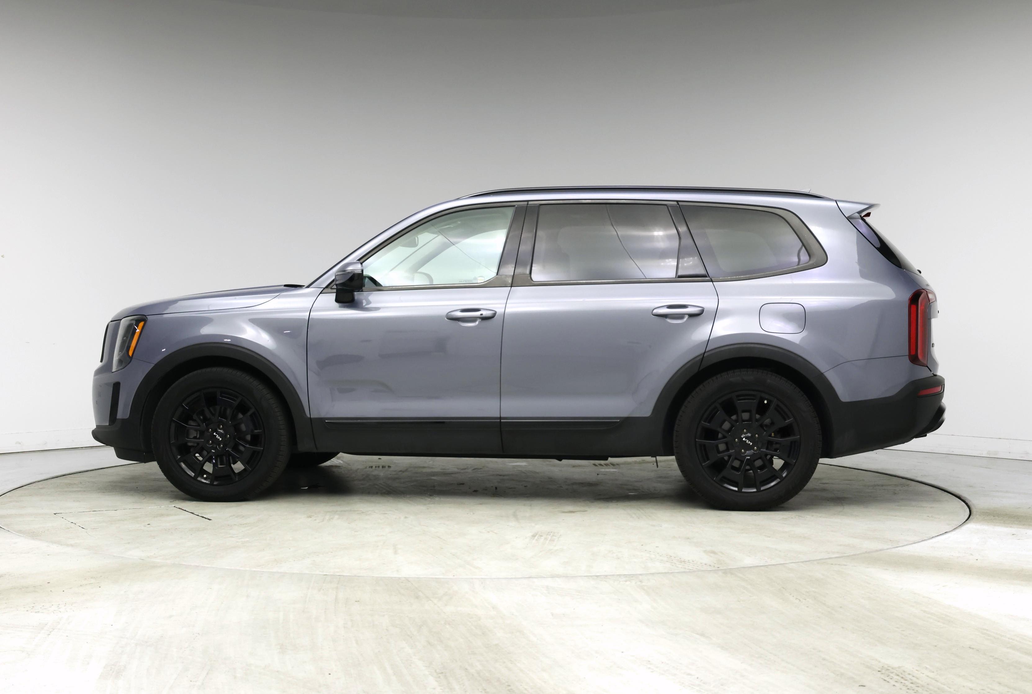 Thumbnail: 2022 Kia Telluride - 3