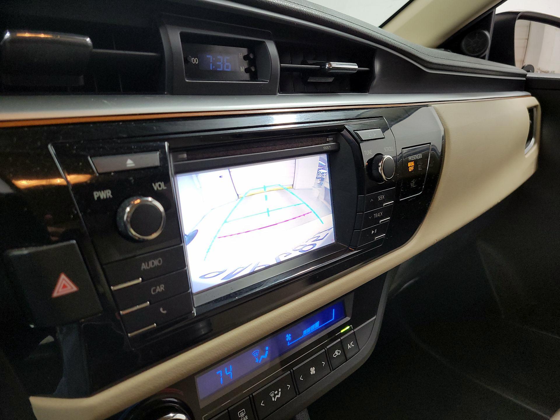 Thumbnail: 2016 Toyota Corolla - 14