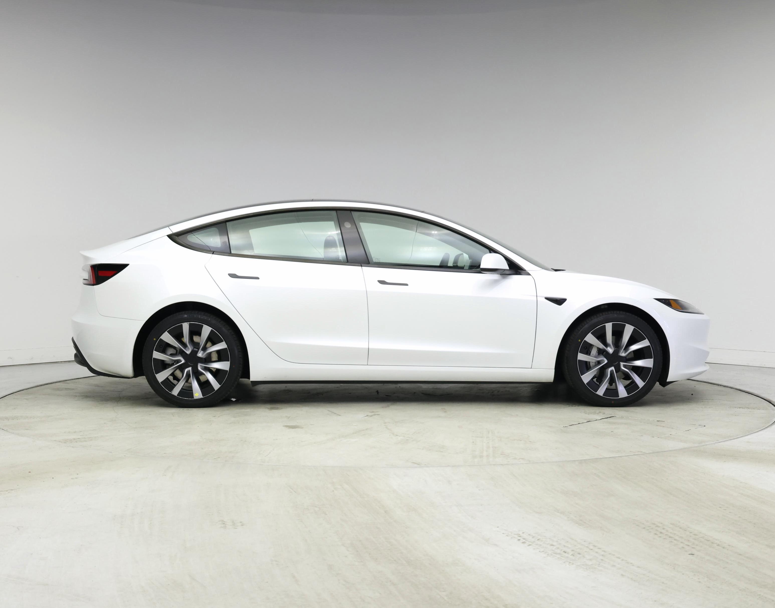 Thumbnail: 2025 Tesla Model 3 - 7