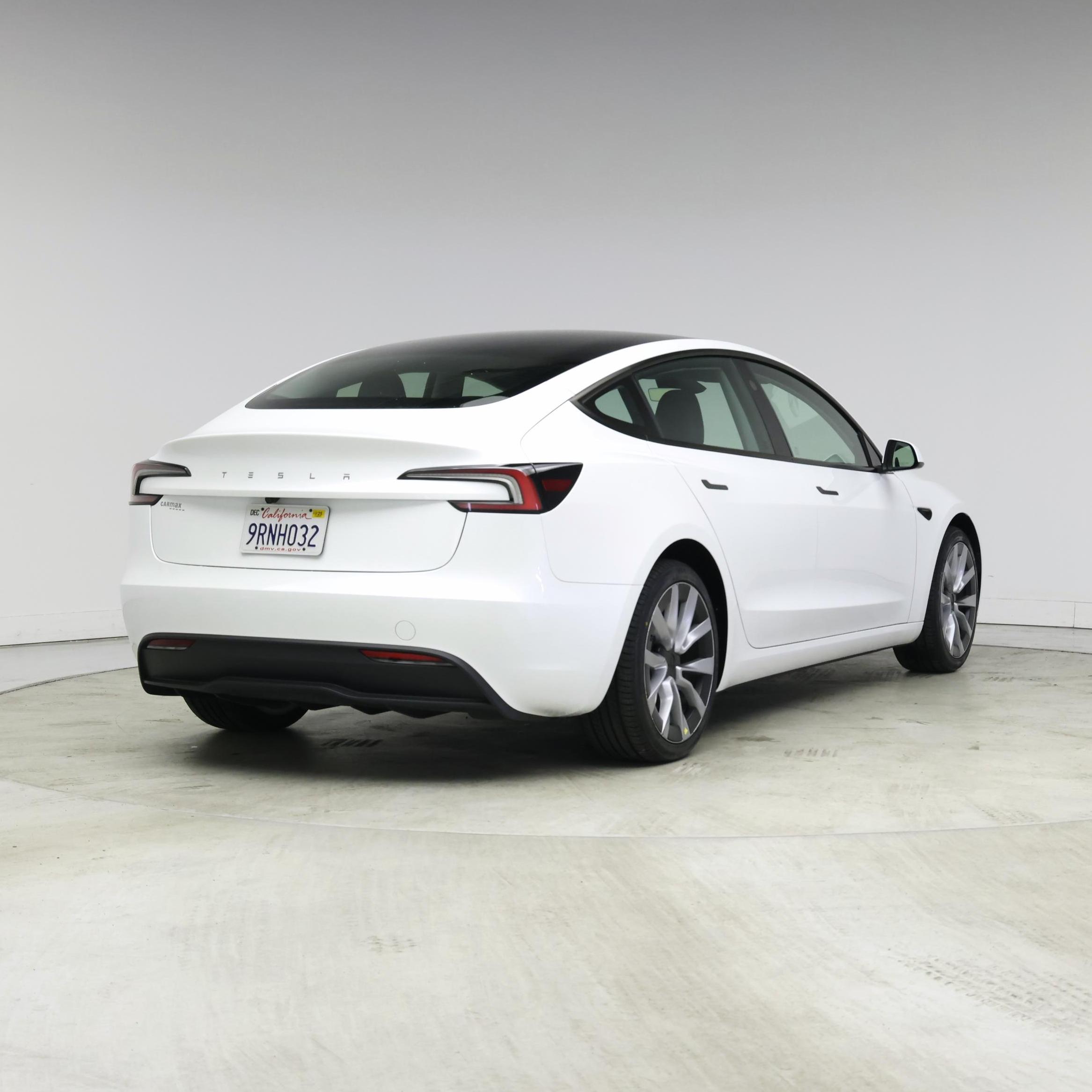 Thumbnail: 2025 Tesla Model 3 - 8