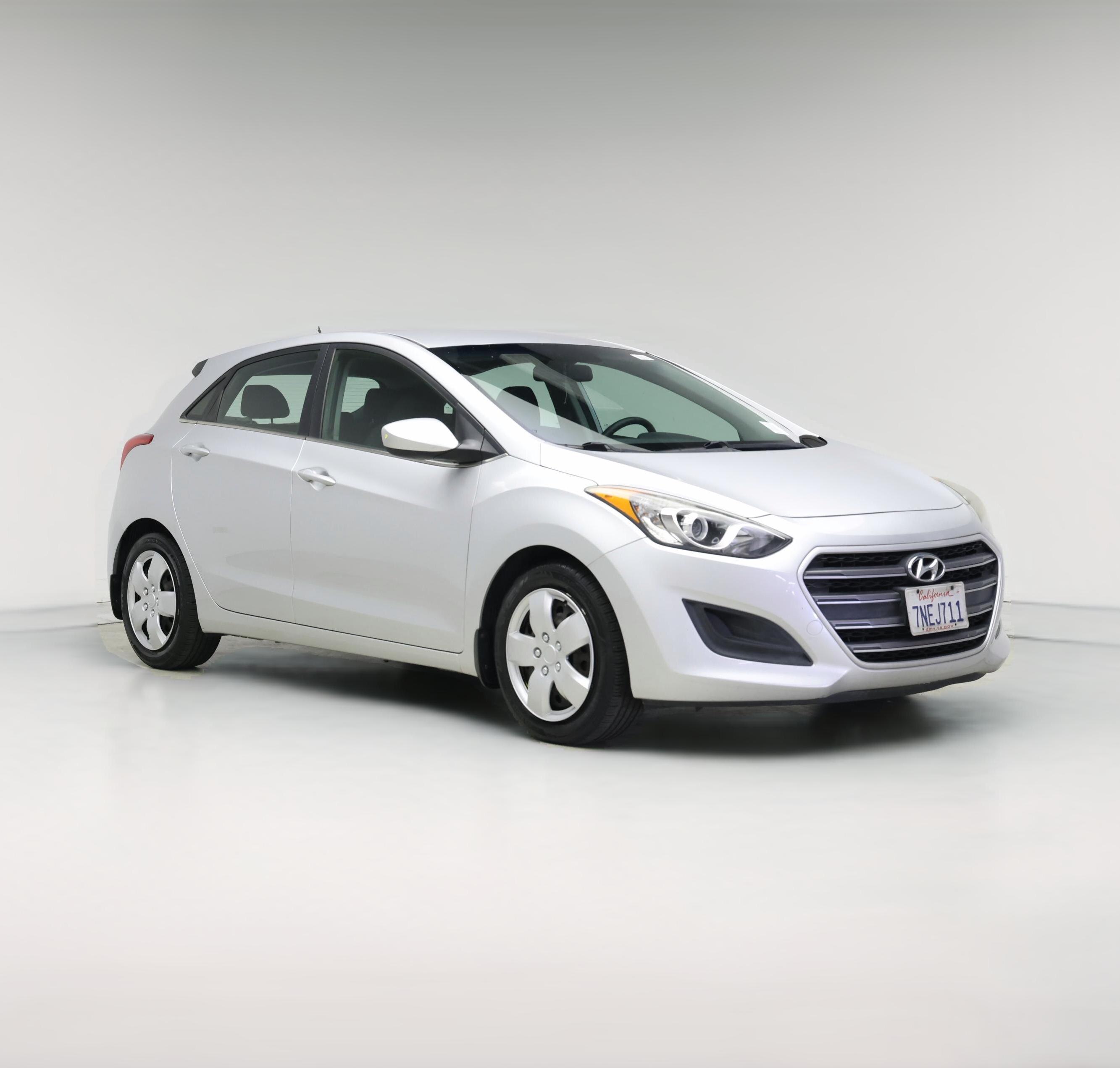 Thumbnail: 2016 Hyundai Elantra - 1