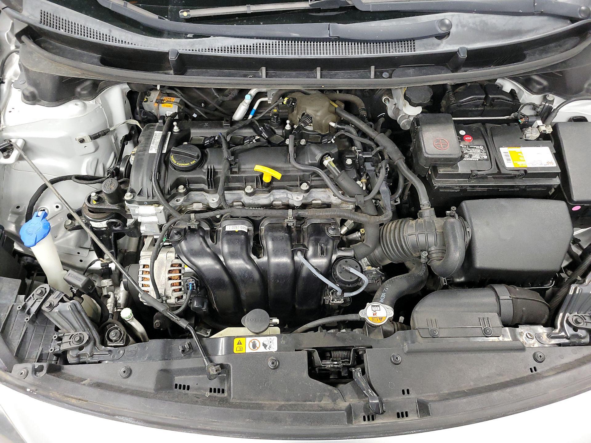 Thumbnail: 2016 Hyundai Elantra - 18