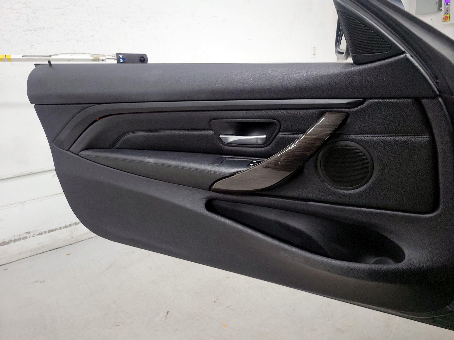 Thumbnail: 2015 BMW 4 Series - 12