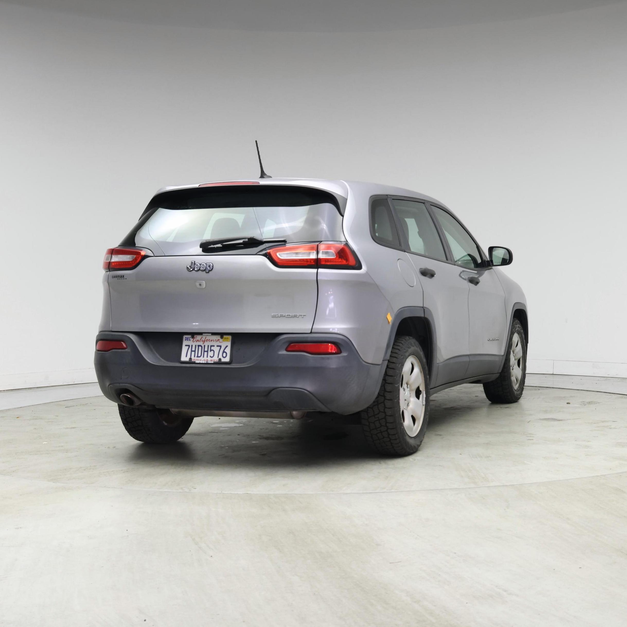 Thumbnail: 2015 Jeep Cherokee - 8