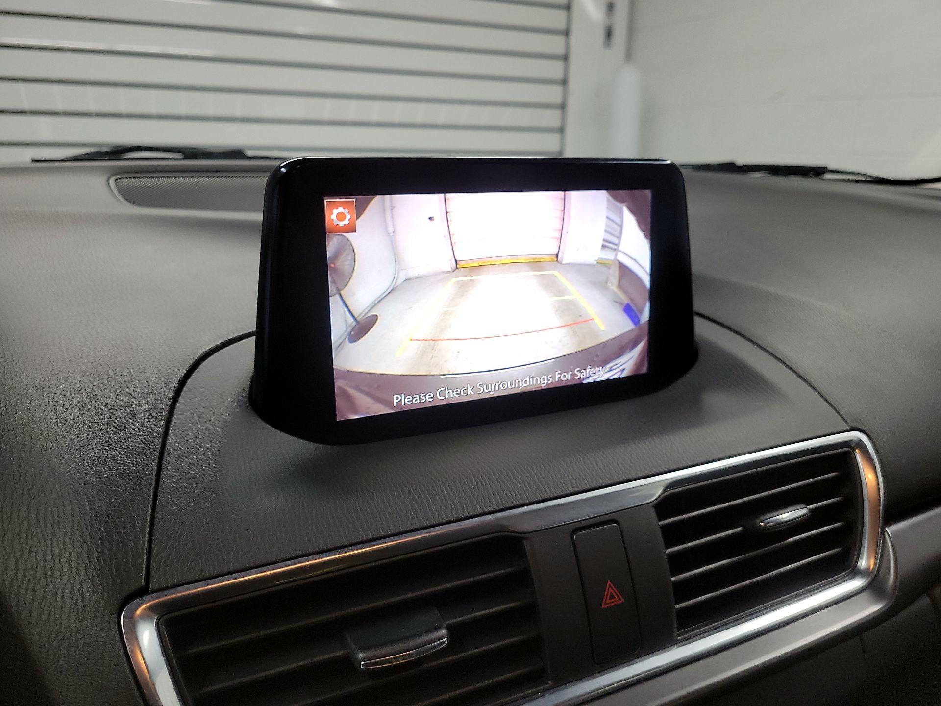 Thumbnail: 2017 Mazda Mazda3 - 13