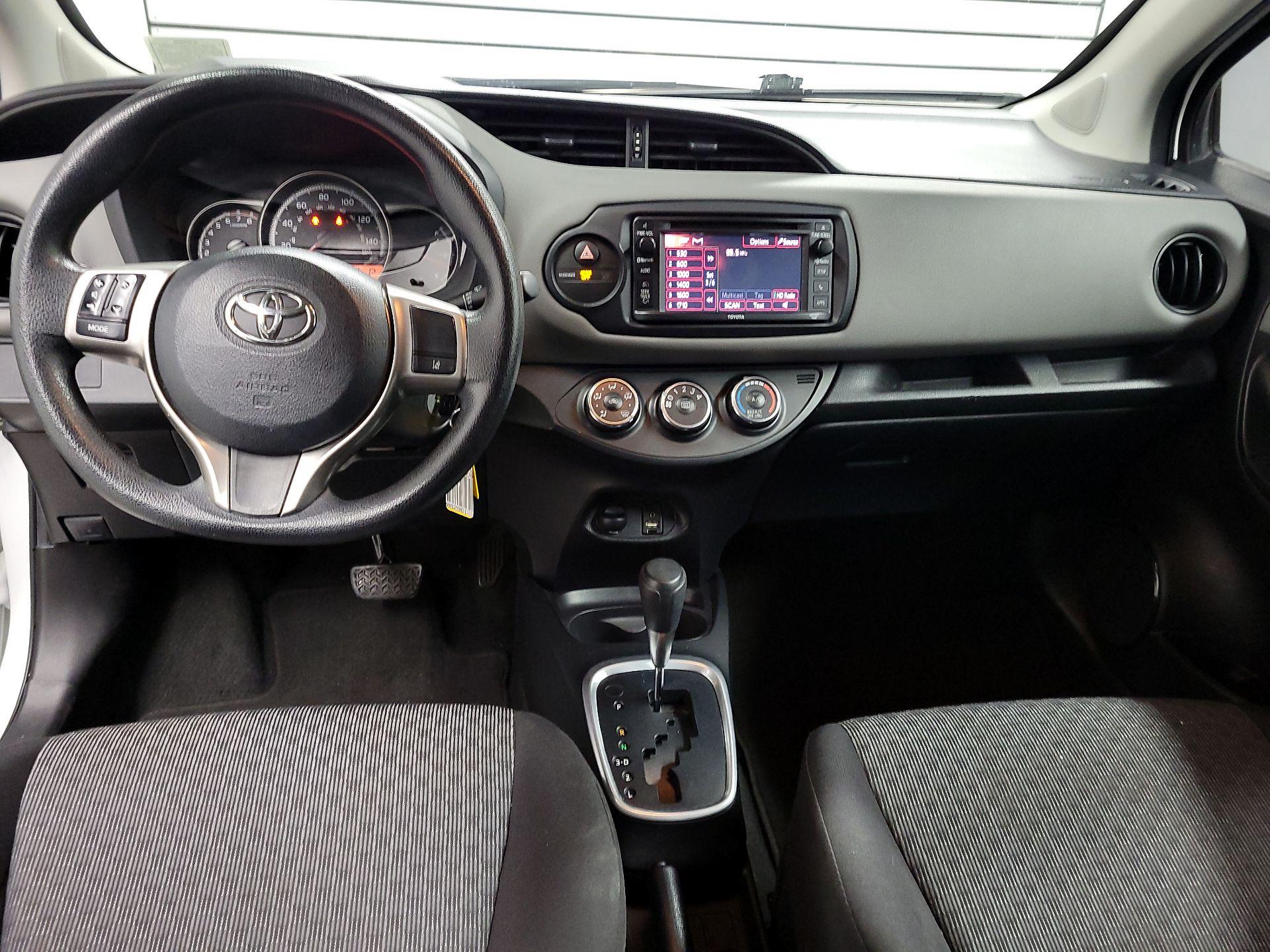 Thumbnail: 2017 Toyota Yaris - 9