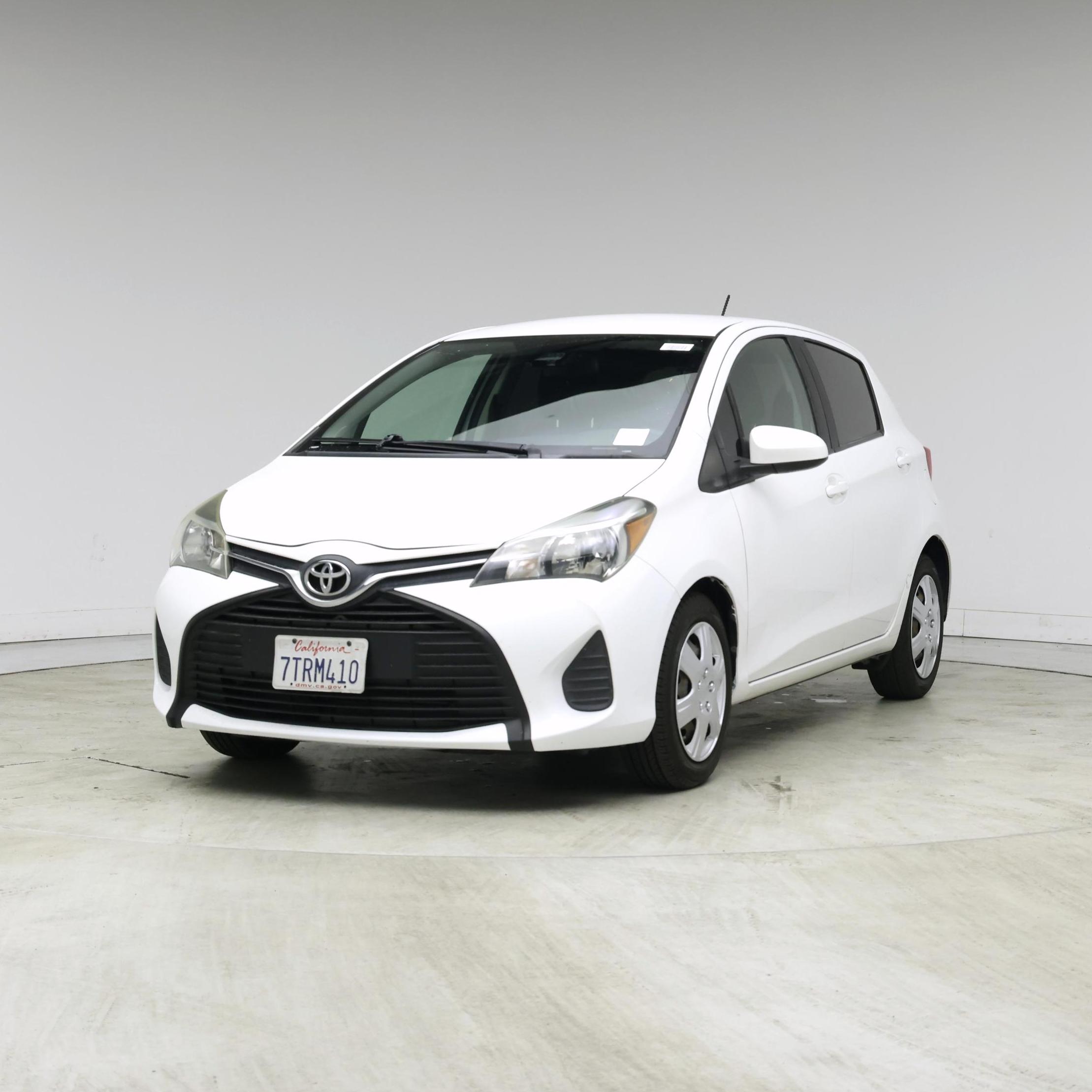 Thumbnail: 2017 Toyota Yaris - 4