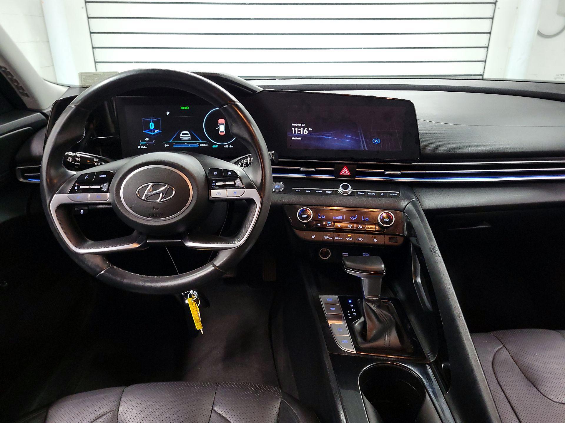 Thumbnail: 2022 Hyundai Elantra - 9