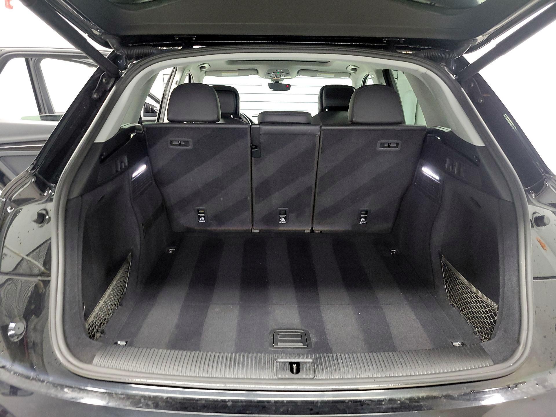 Thumbnail: 2020 Audi Q5 - 17