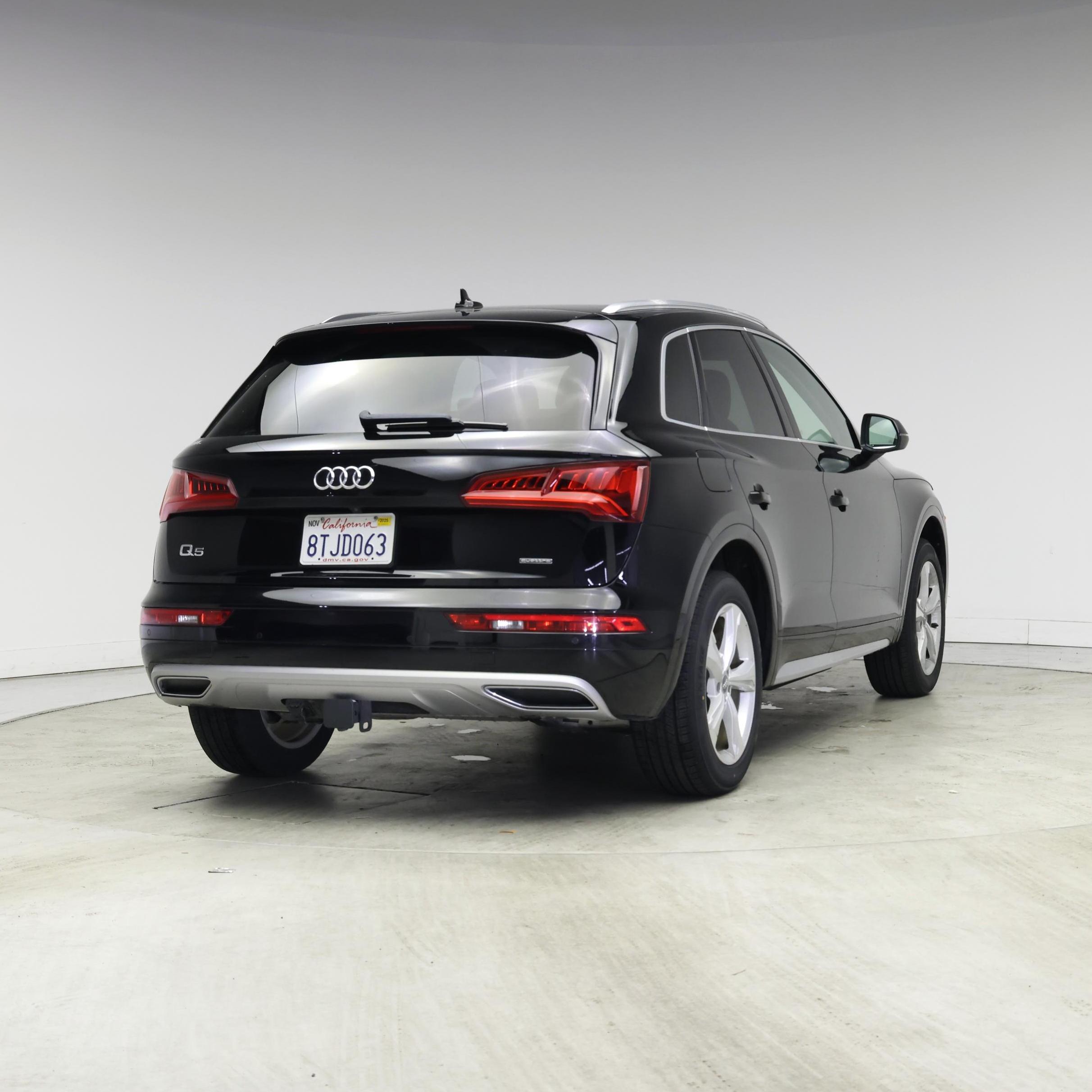 Thumbnail: 2020 Audi Q5 - 8