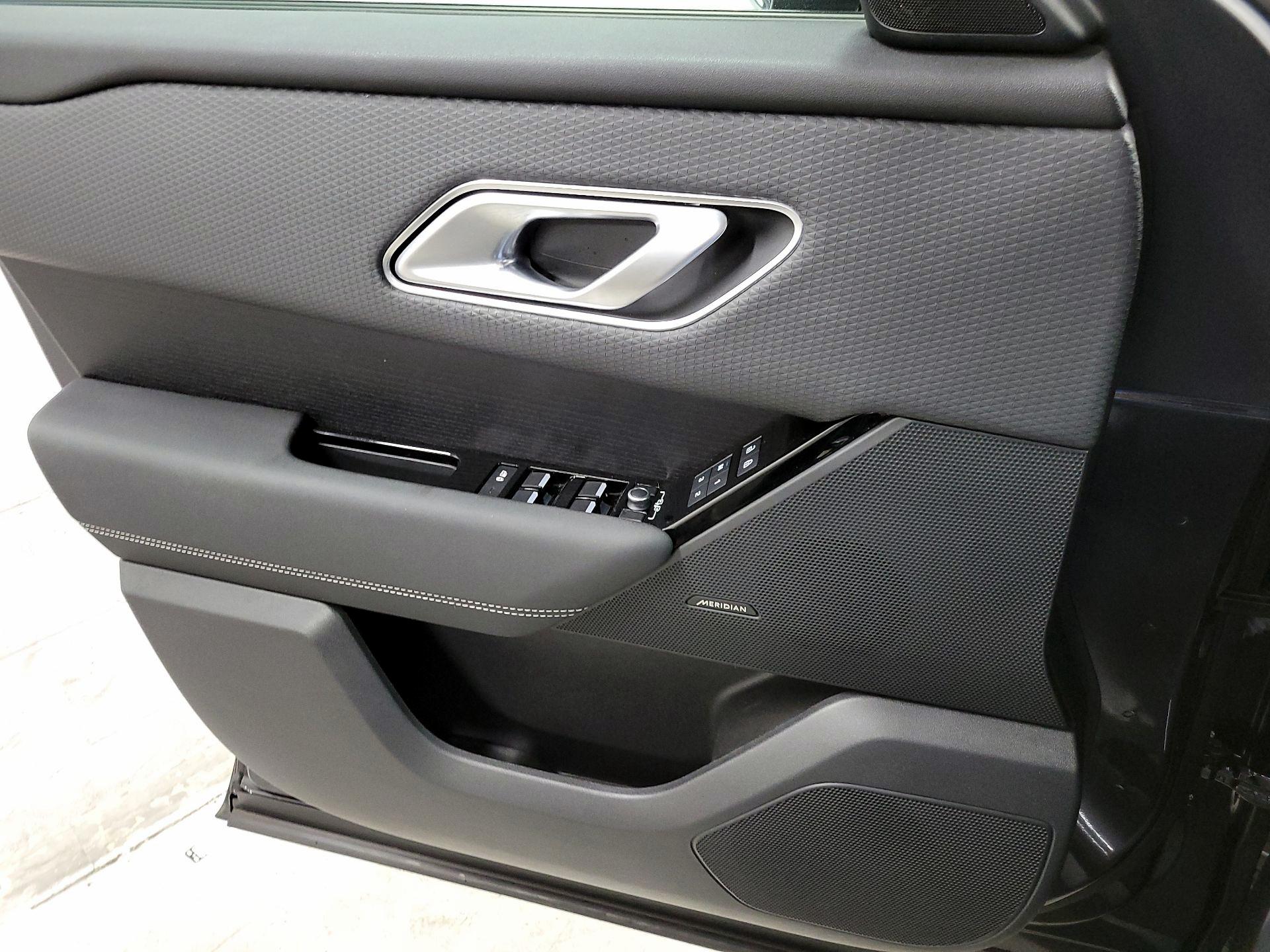 Thumbnail: 2023 Land Rover Range Rover Velar - 12