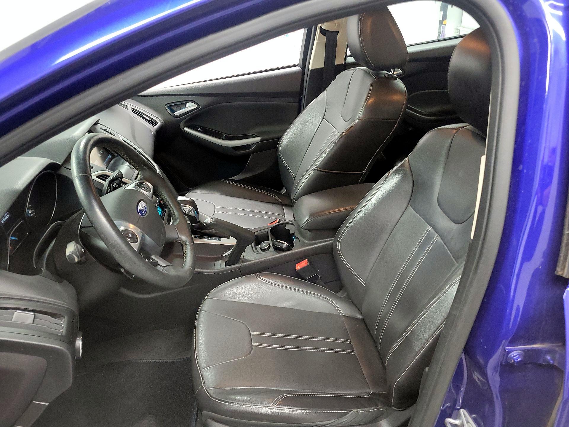 Thumbnail: 2014 Ford Focus - 11