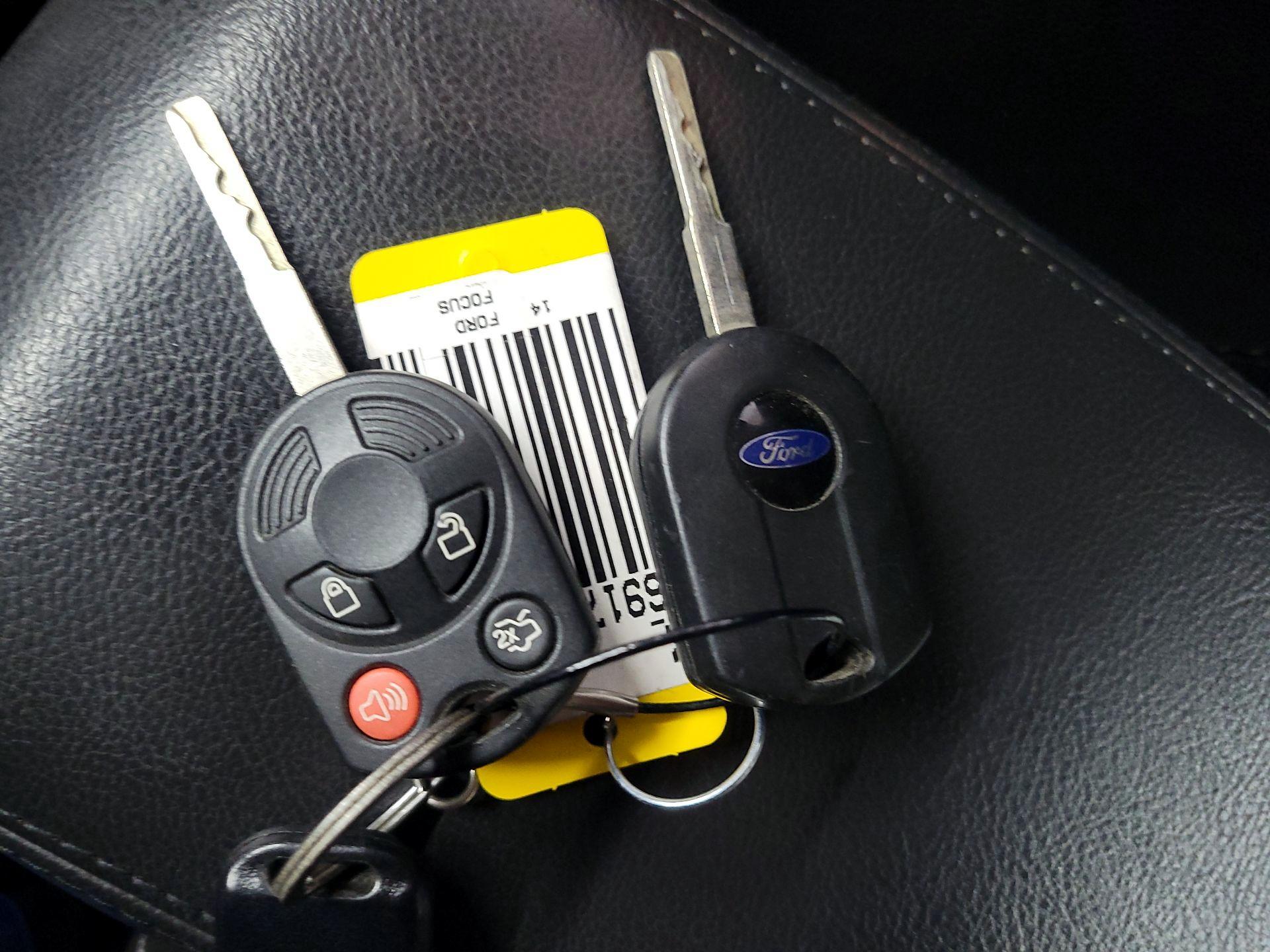 Thumbnail: 2014 Ford Focus - 20