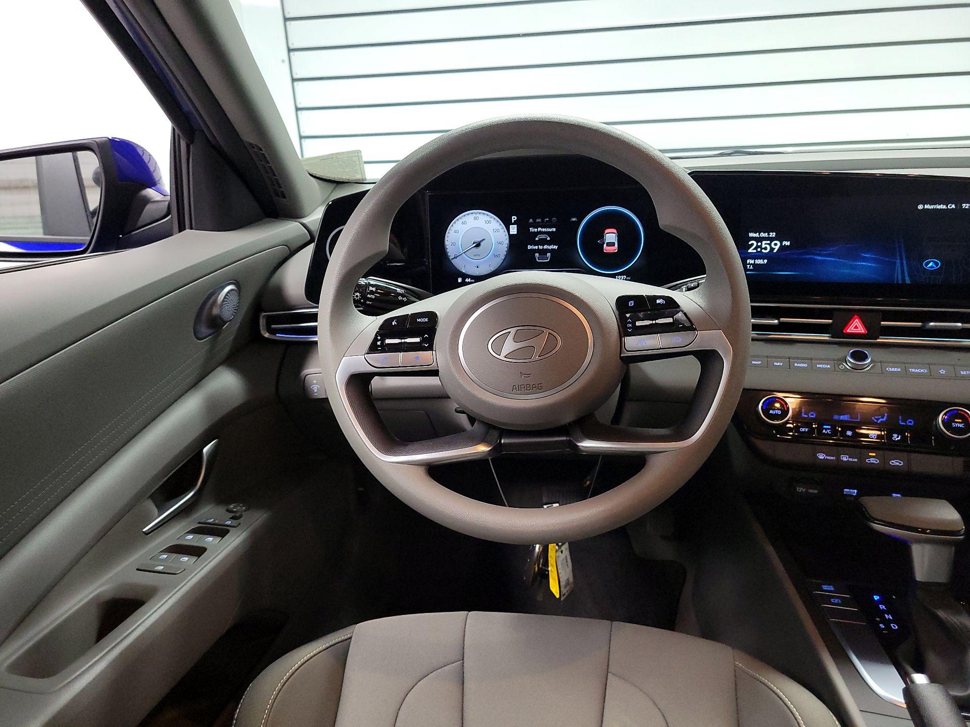Thumbnail: 2024 Hyundai Elantra - 10