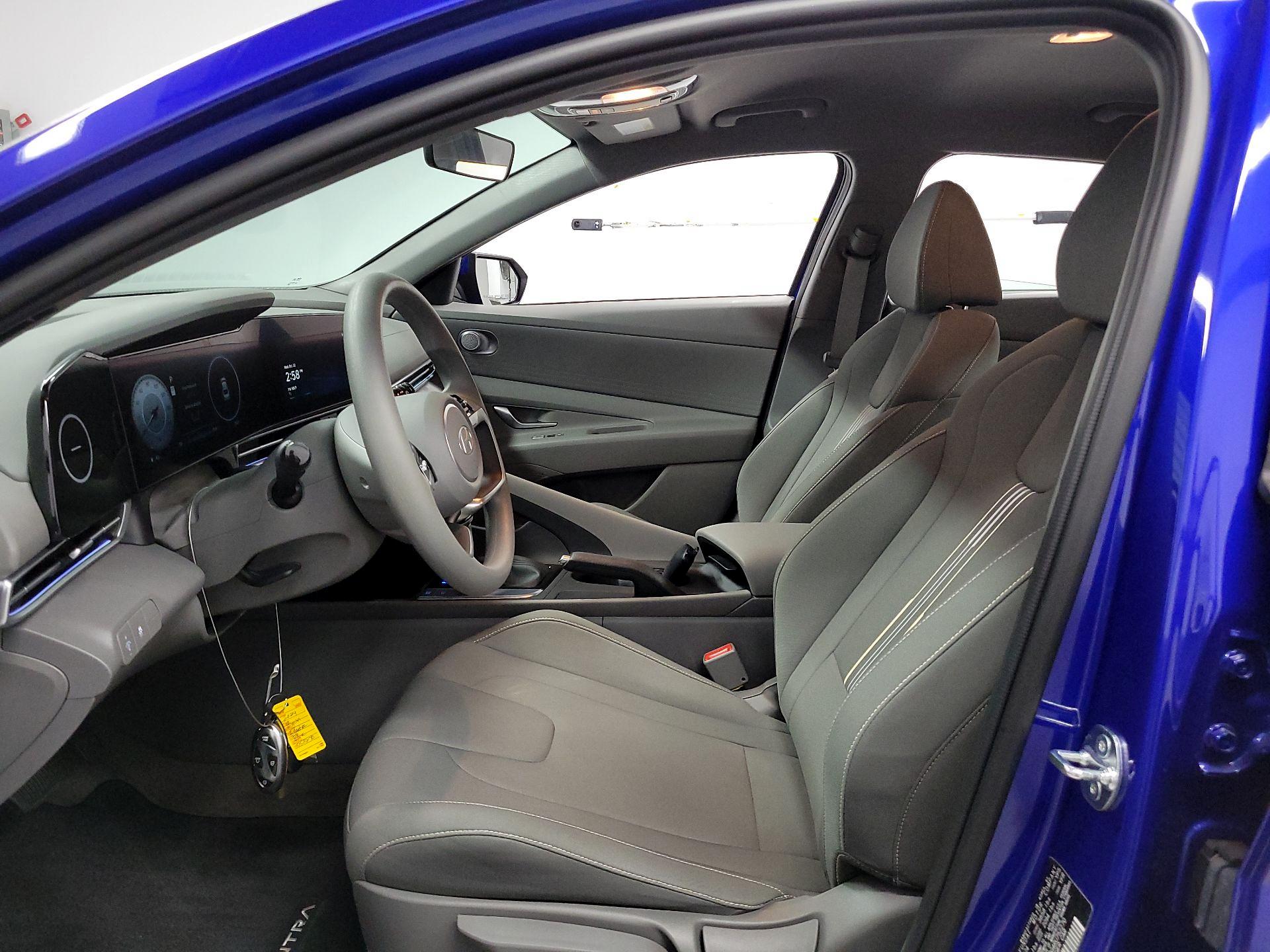 Thumbnail: 2024 Hyundai Elantra - 11
