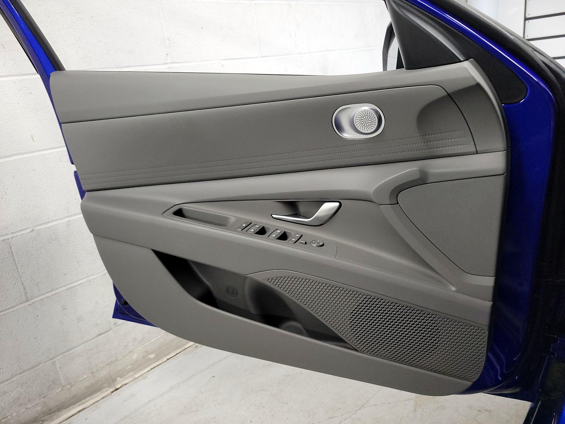 Thumbnail: 2024 Hyundai Elantra - 12