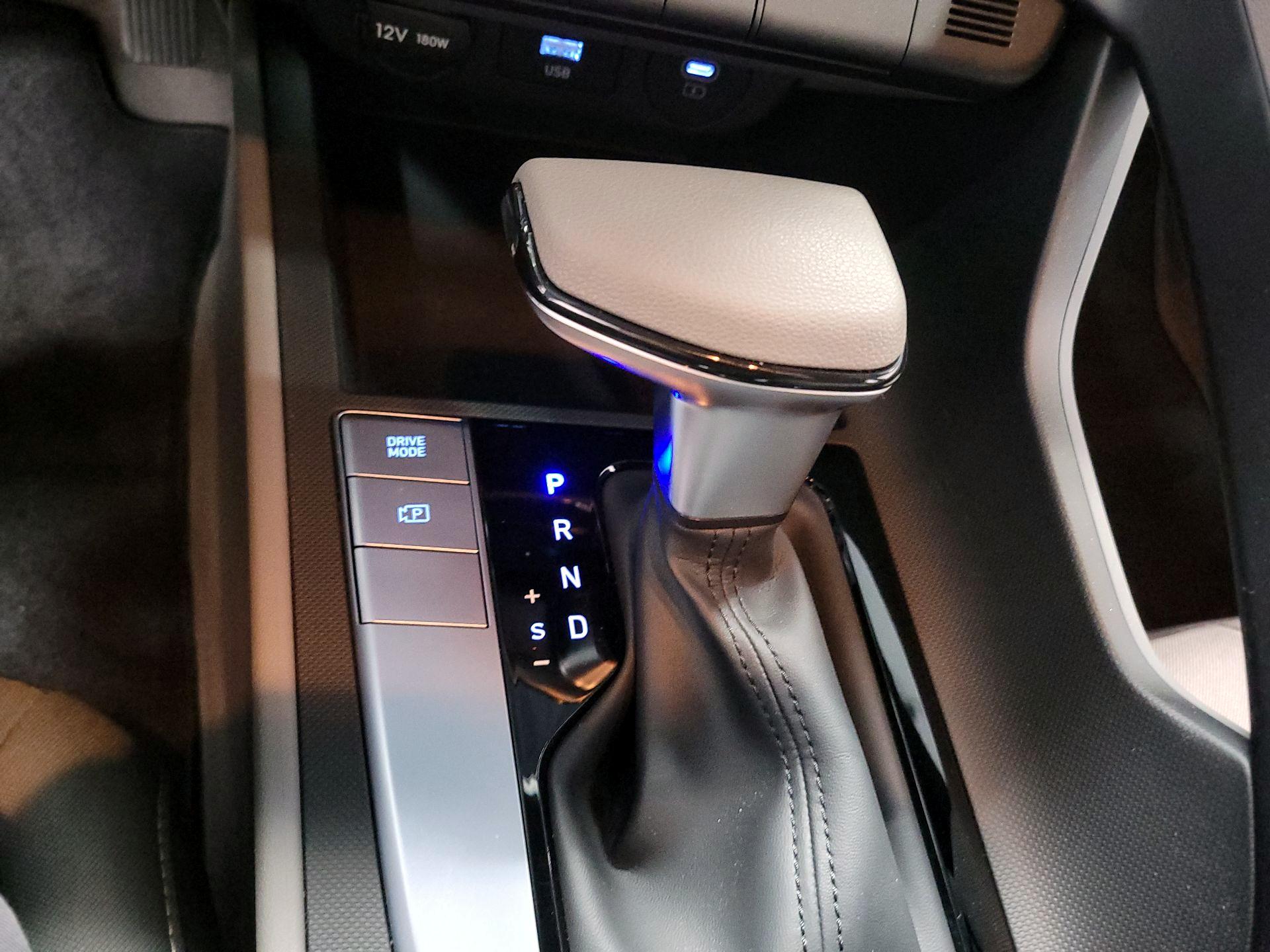 Thumbnail: 2024 Hyundai Elantra - 16