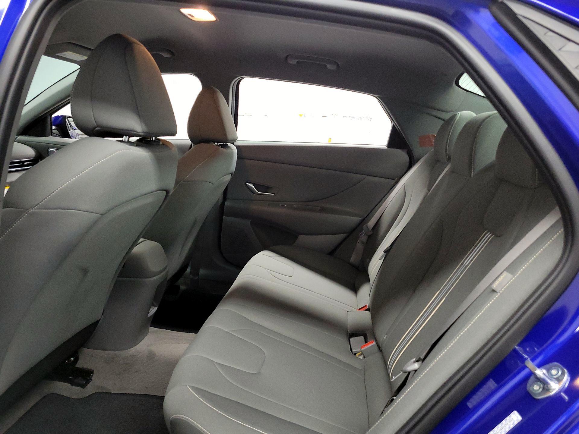 Thumbnail: 2024 Hyundai Elantra - 17