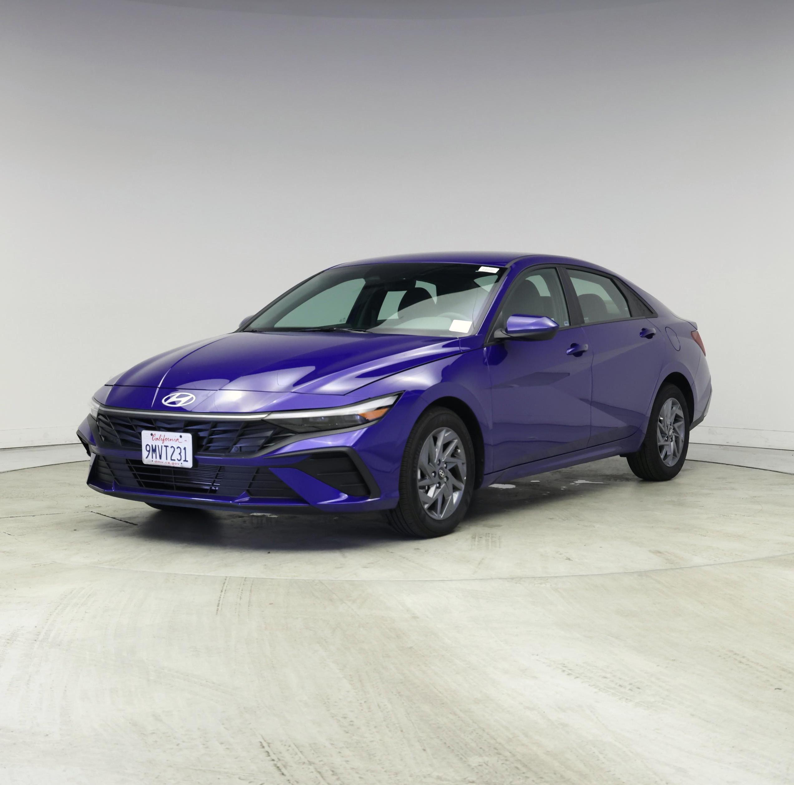 Thumbnail: 2024 Hyundai Elantra - 4