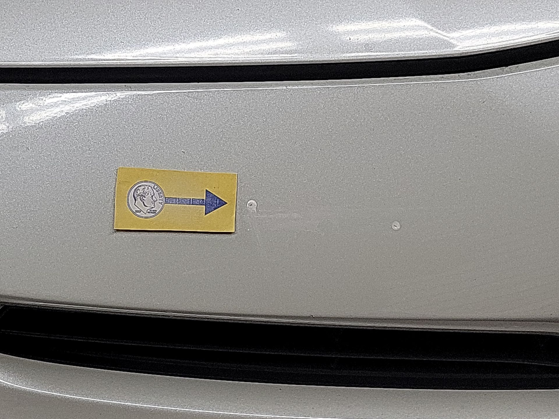 Thumbnail: 2015 Toyota Prius v - 20