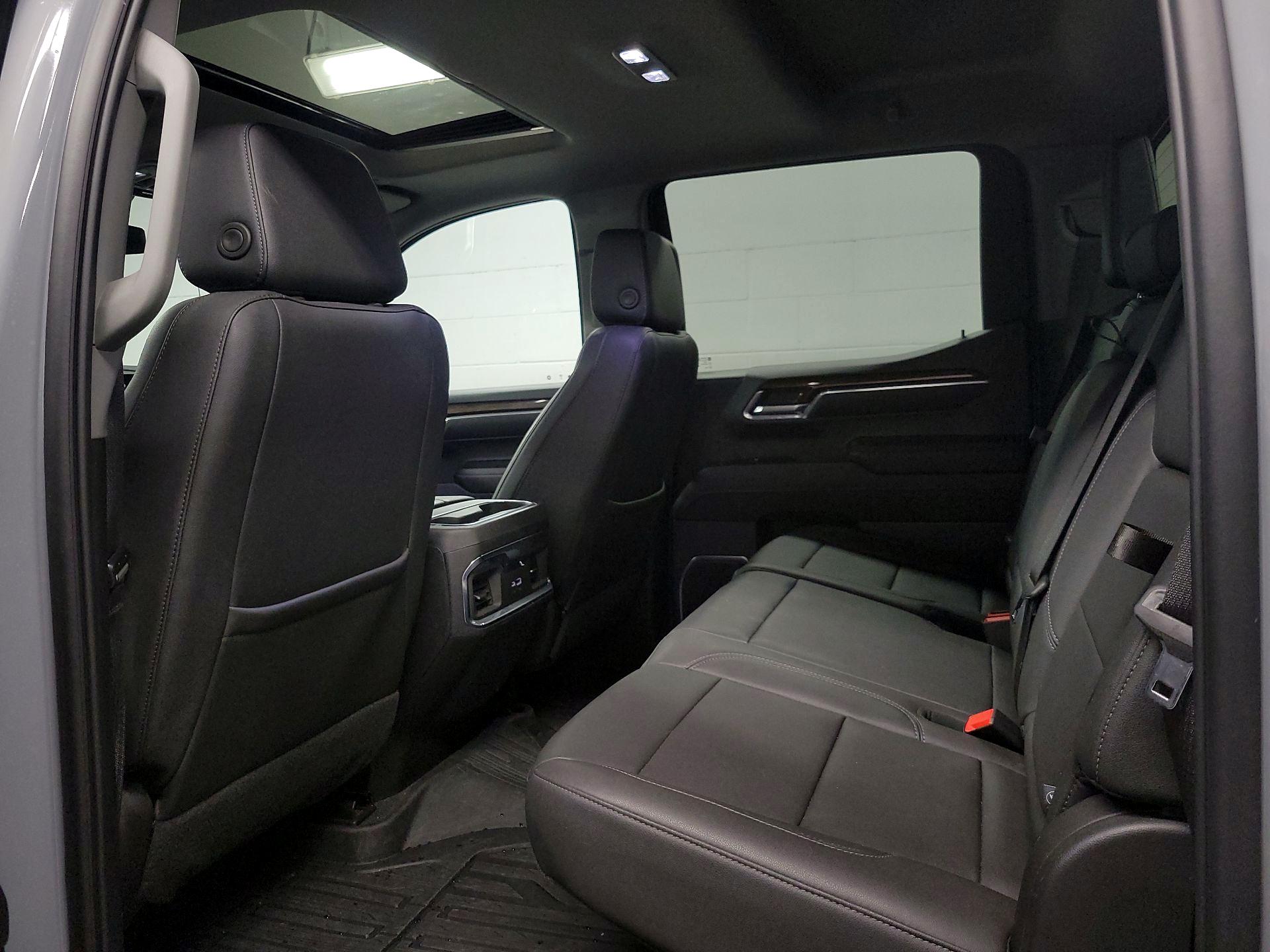 Thumbnail: 2024 GMC Sierra 1500 - 19