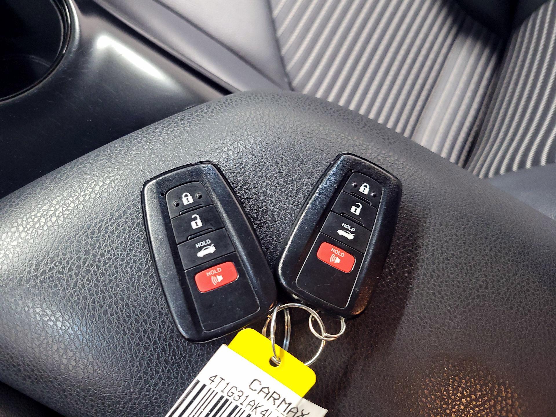 Thumbnail: 2020 Toyota Camry - 20