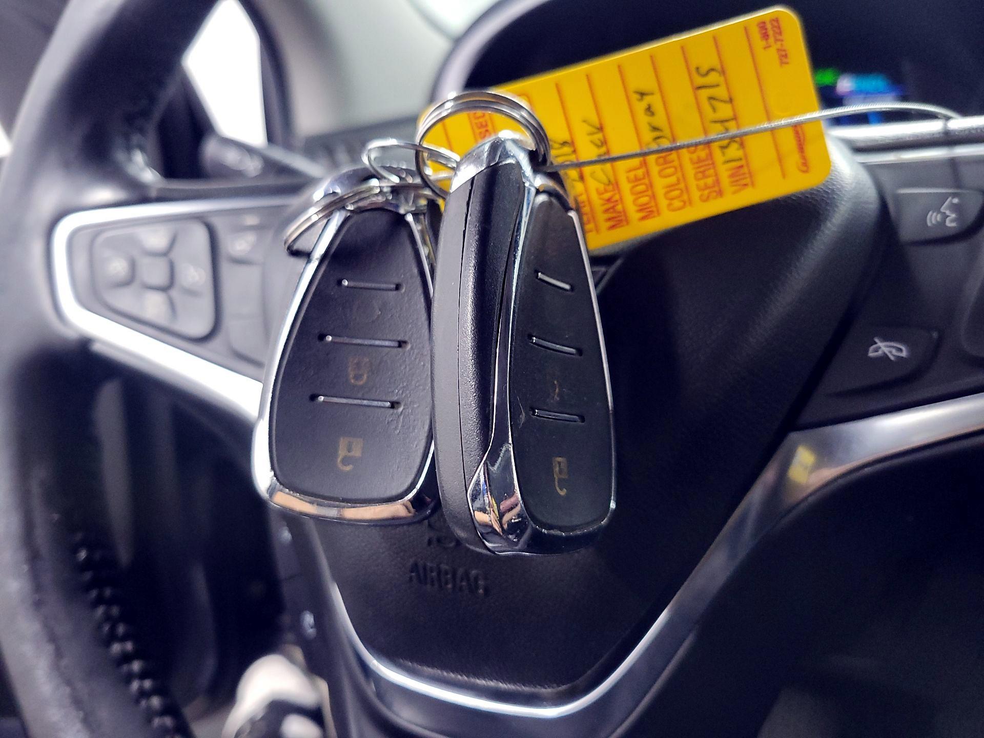 Thumbnail: 2018 Chevrolet Volt - 20