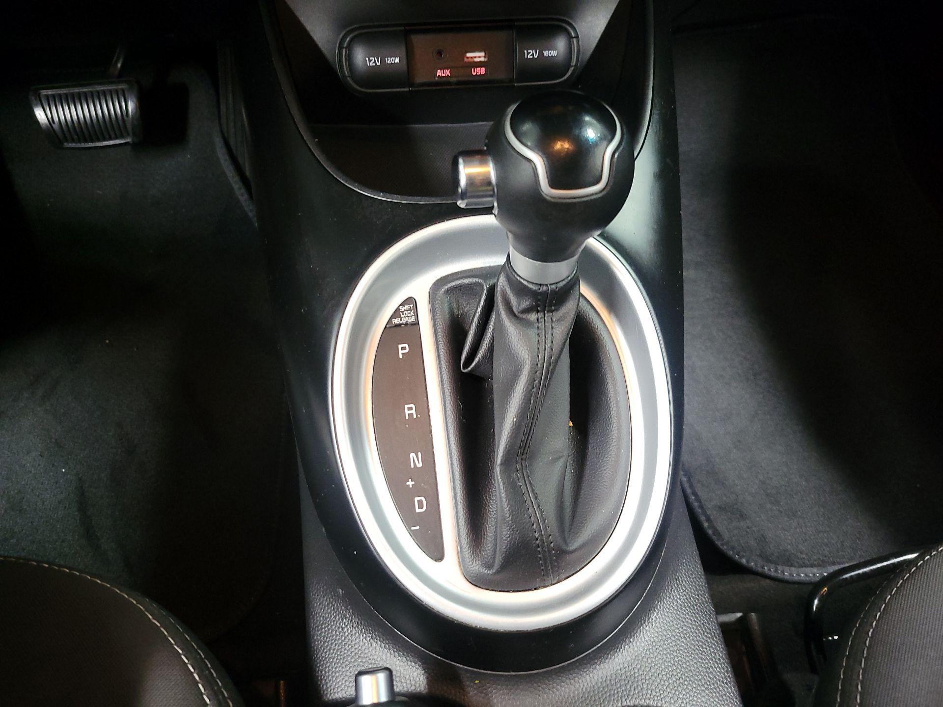 Thumbnail: 2019 Kia Soul - 16