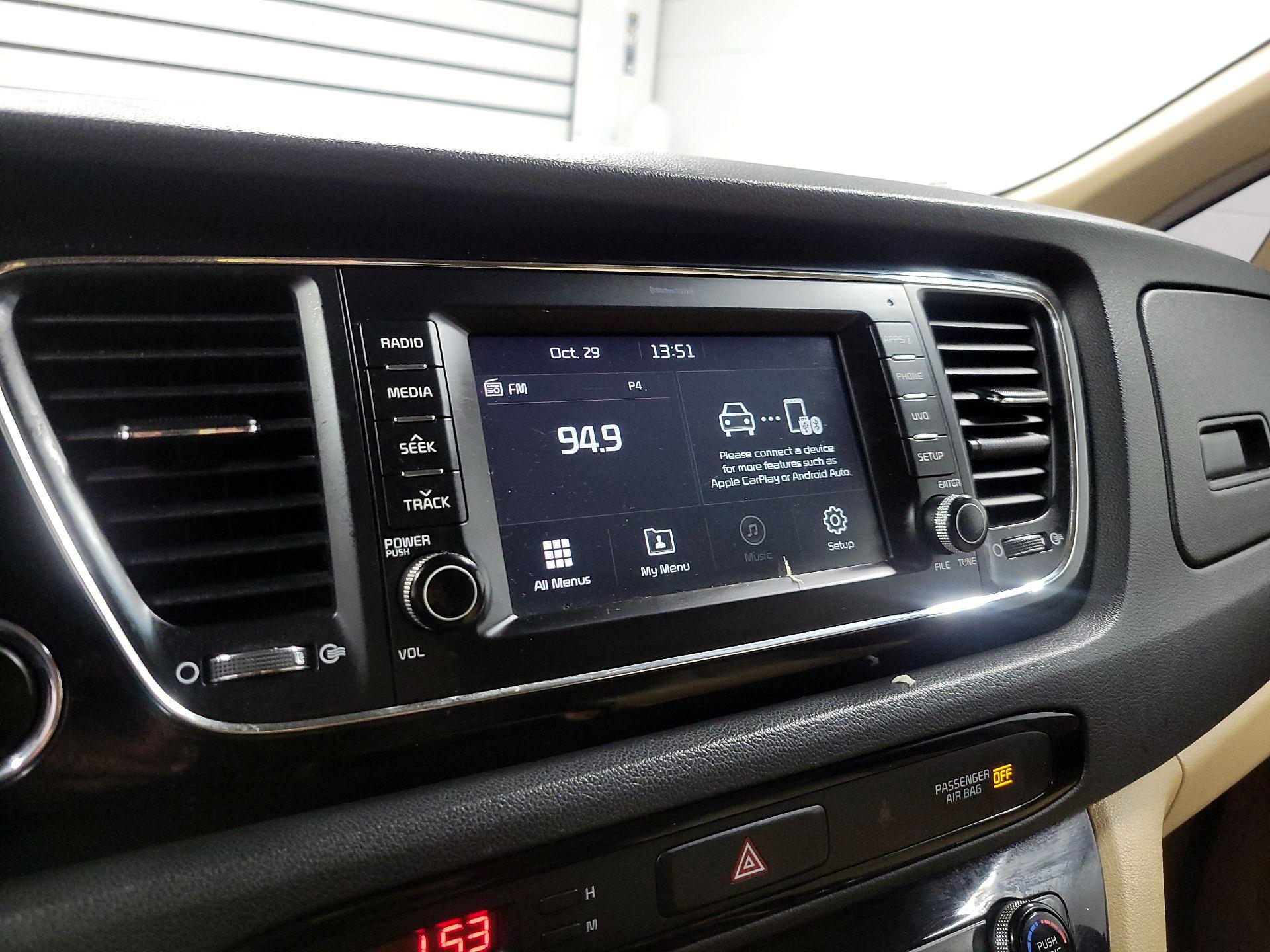 Thumbnail: 2017 Kia Sedona - 15