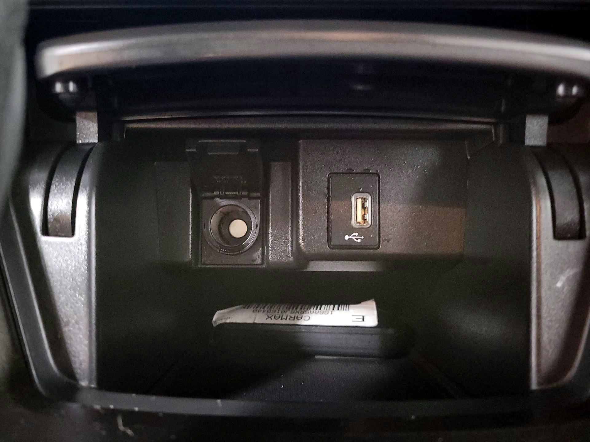 Thumbnail: 2019 Honda Accord - 18