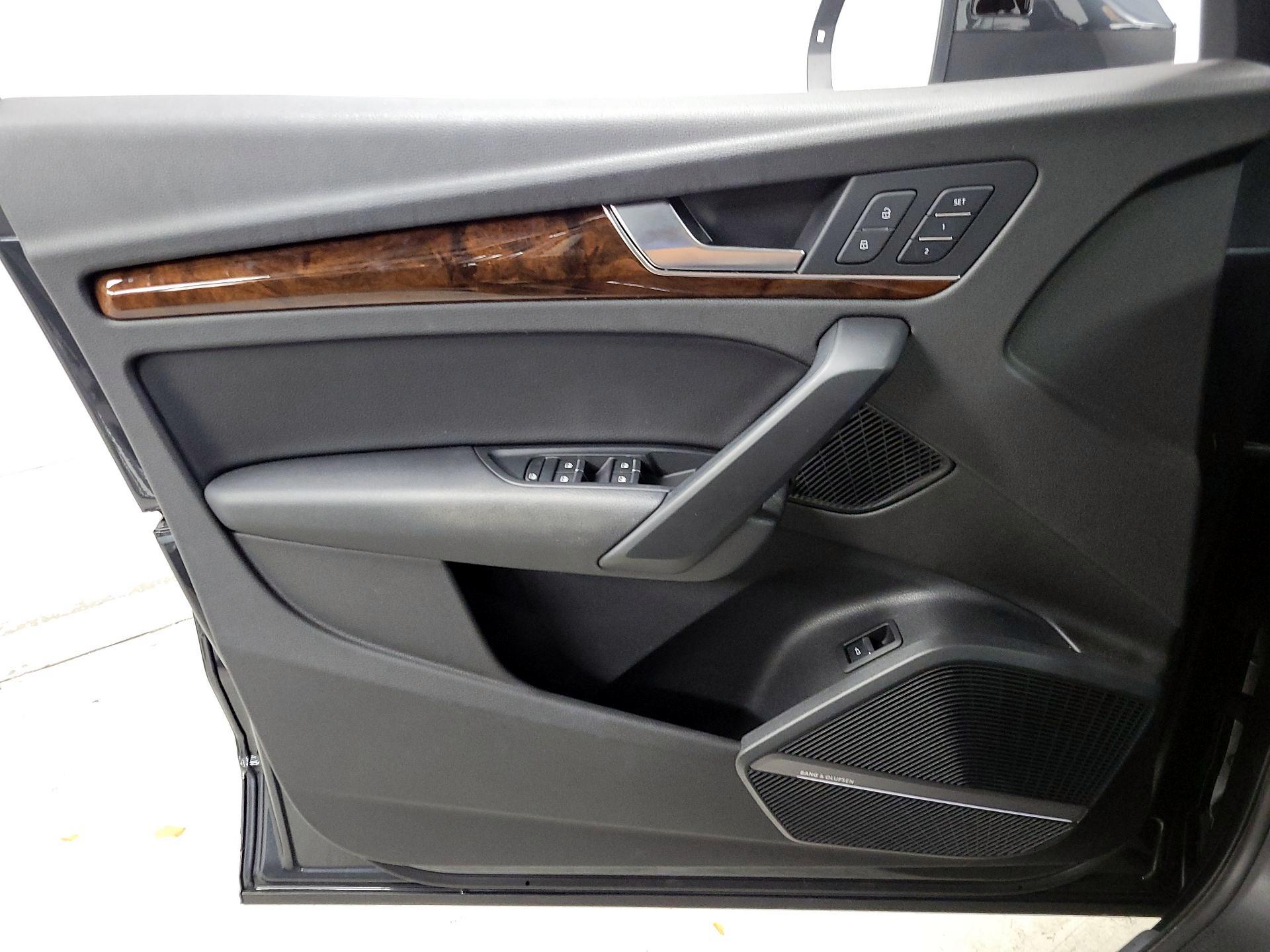 Thumbnail: 2018 Audi Q5 - 12