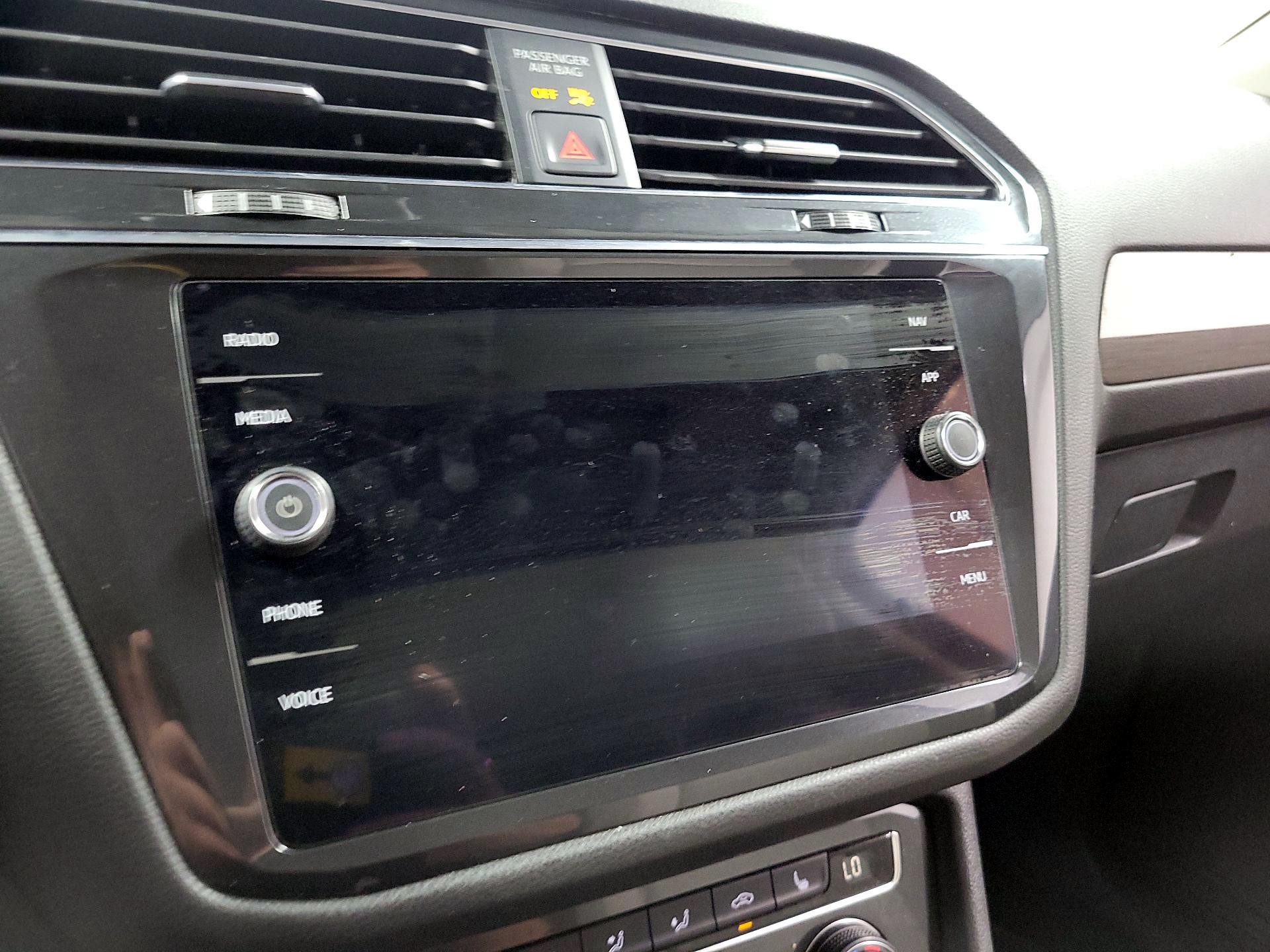 Thumbnail: 2019 Volkswagen Tiguan - 14