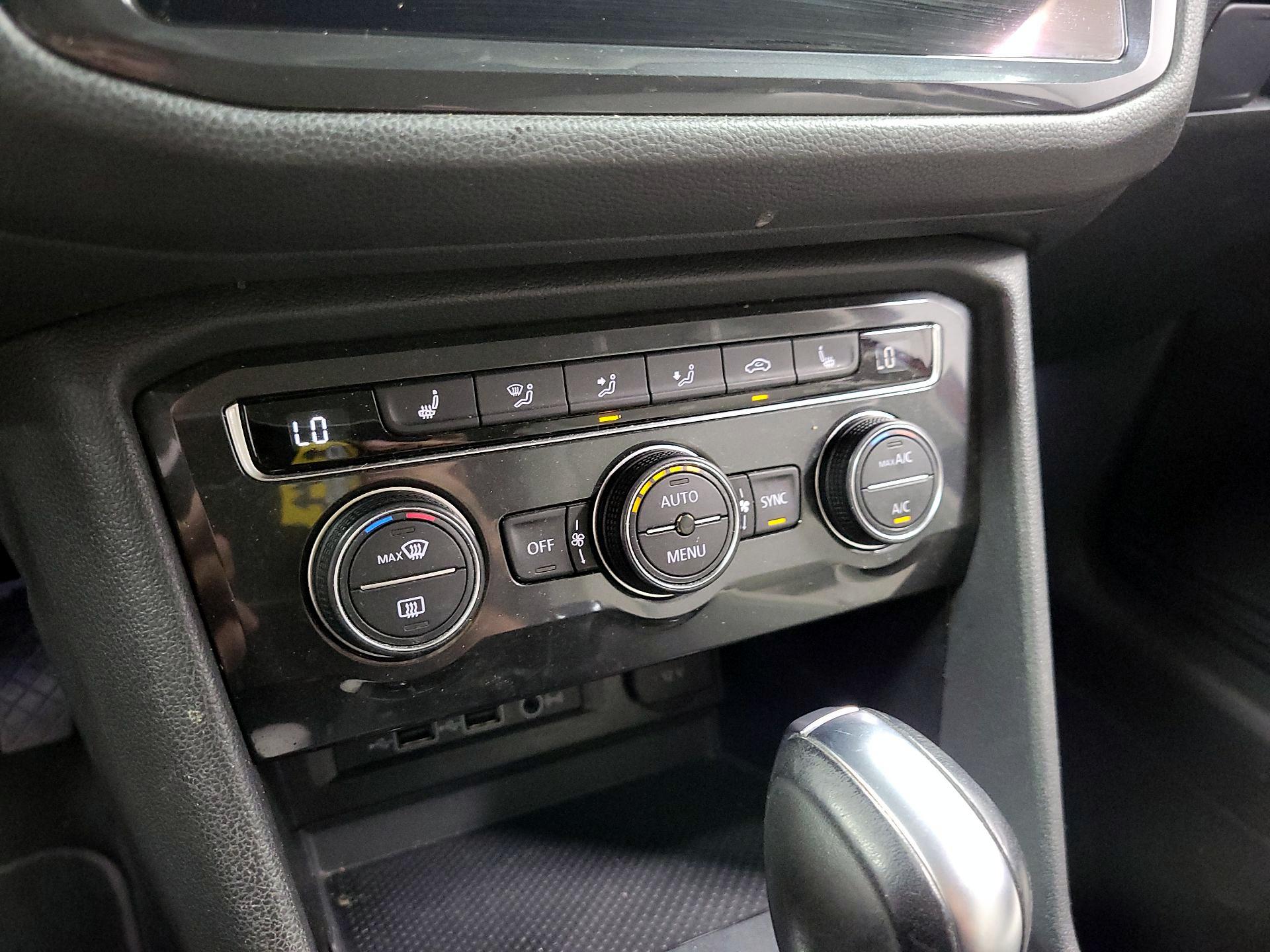 Thumbnail: 2019 Volkswagen Tiguan - 15