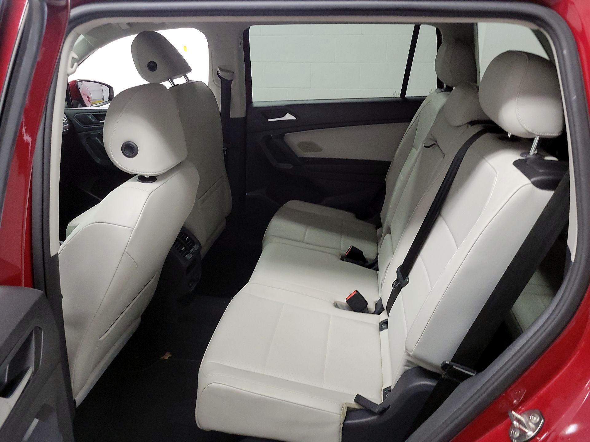 Thumbnail: 2019 Volkswagen Tiguan - 17