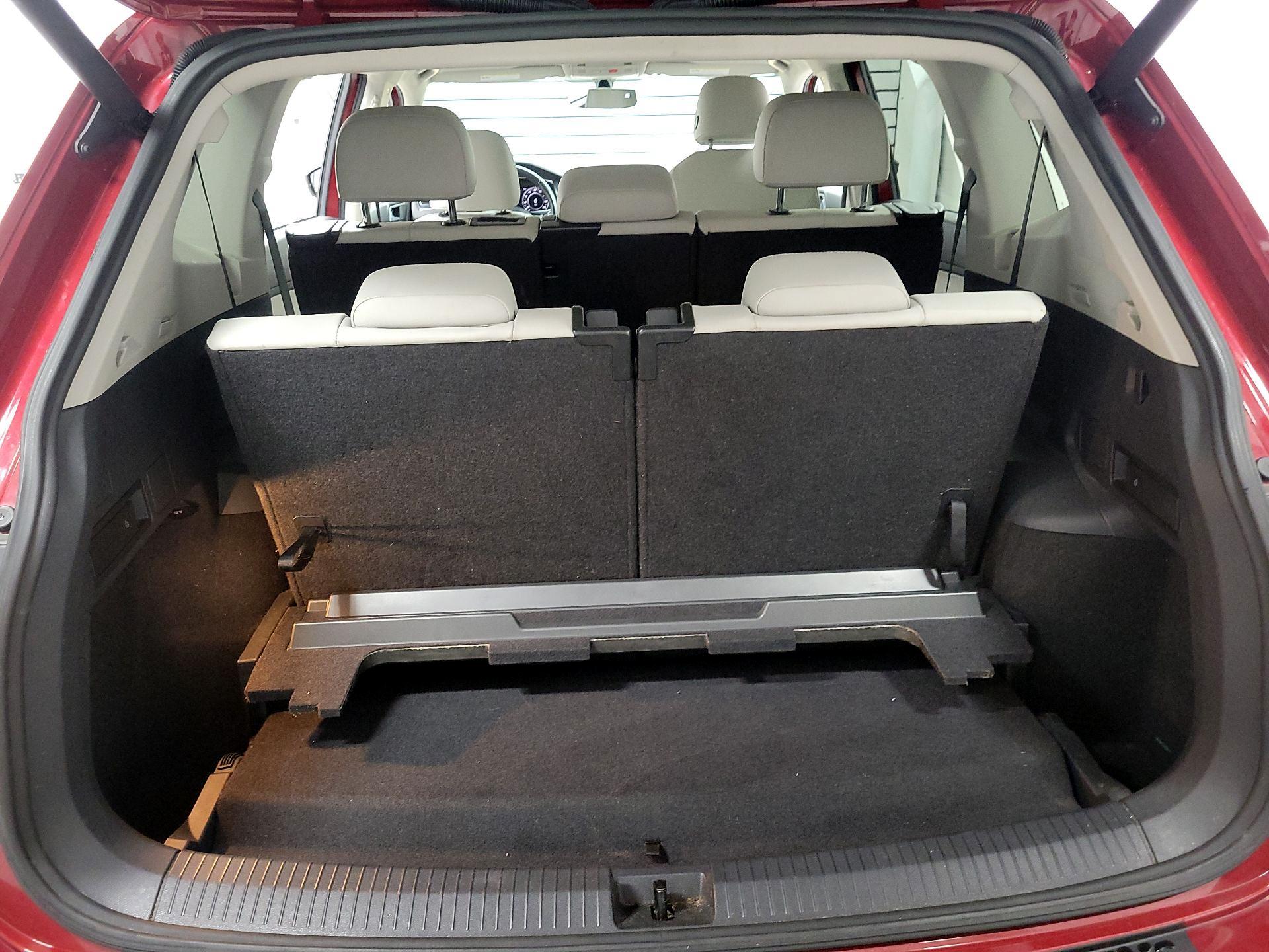 Thumbnail: 2019 Volkswagen Tiguan - 19