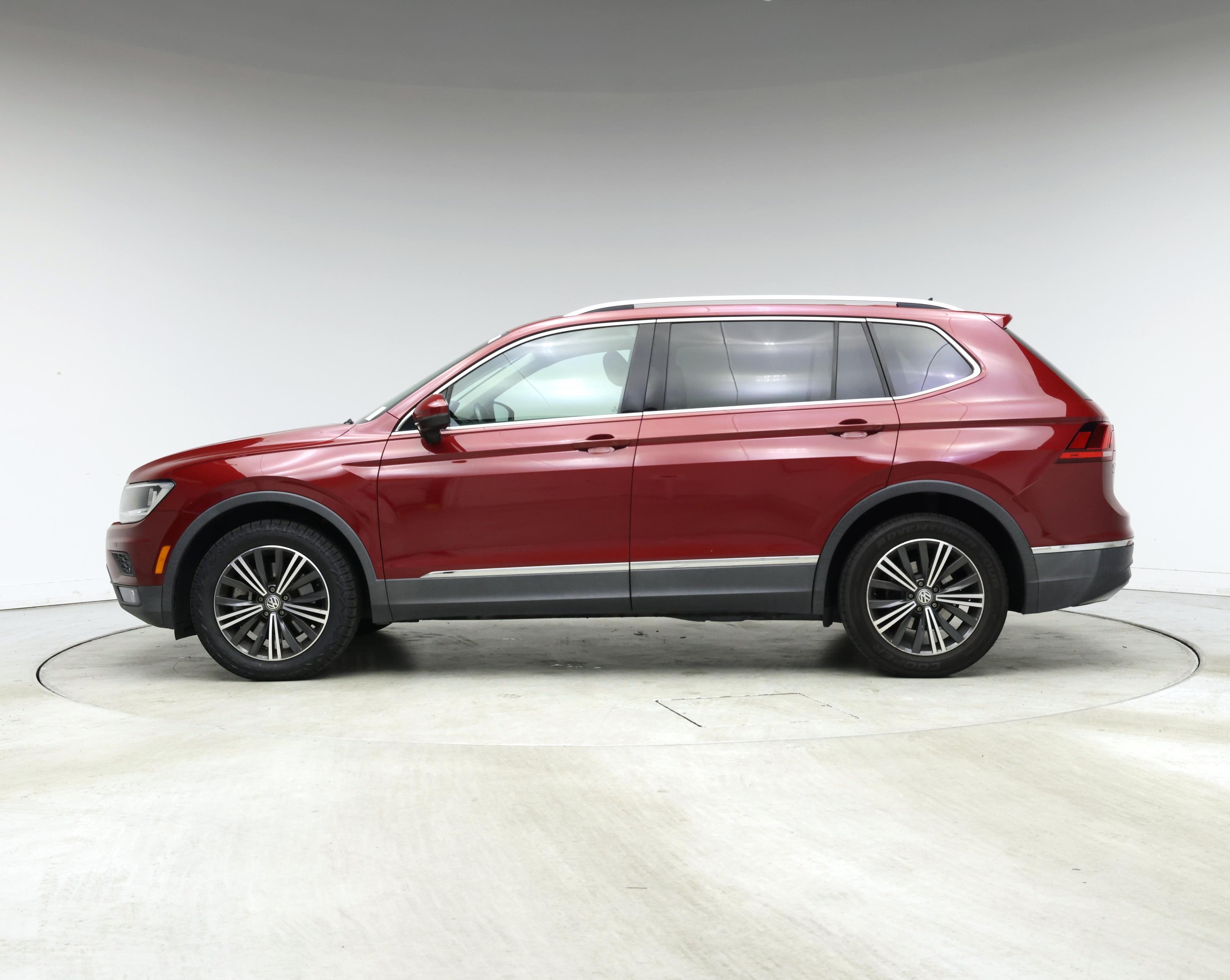 Thumbnail: 2019 Volkswagen Tiguan - 3