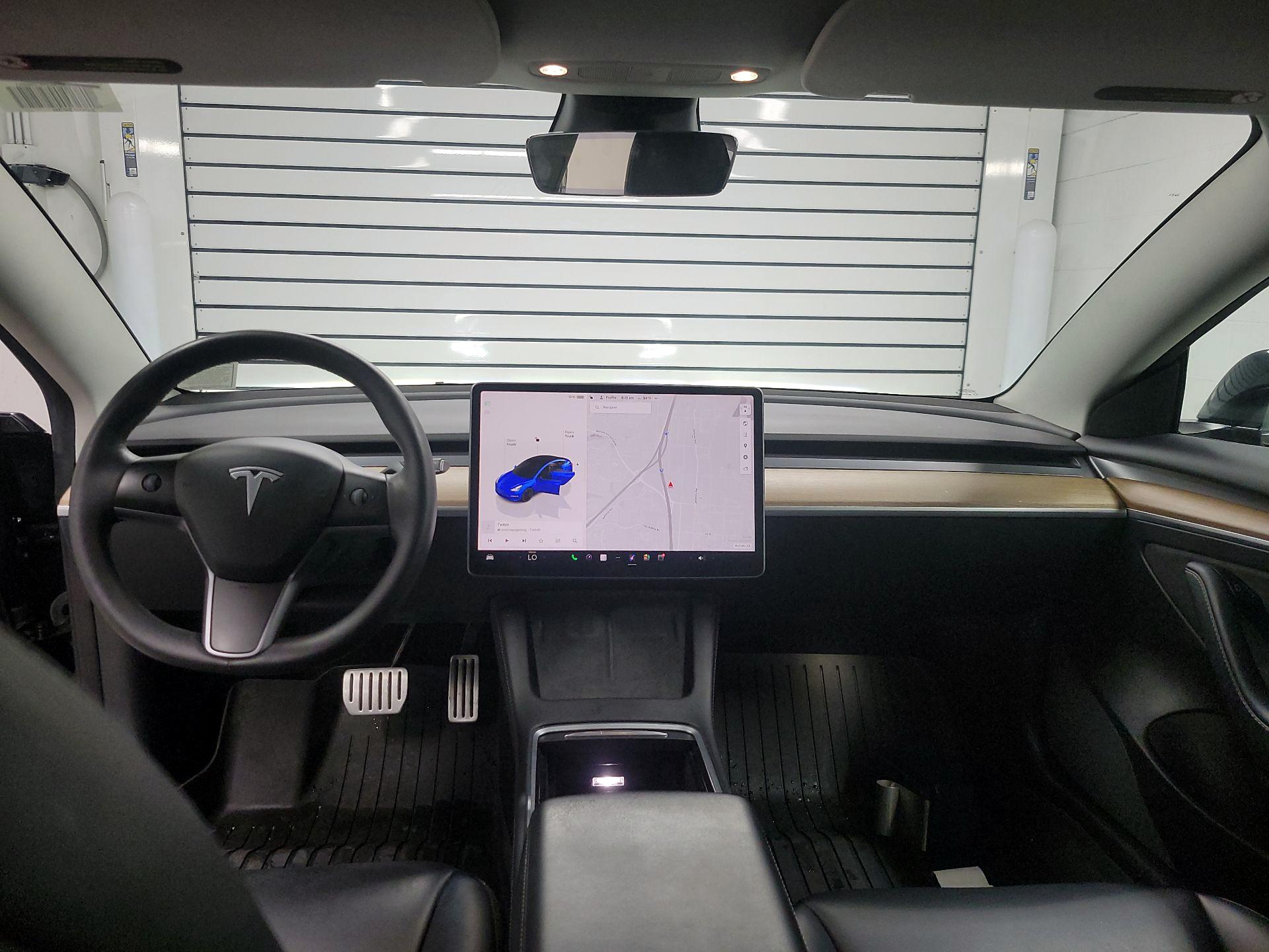 Thumbnail: 2022 Tesla Model 3 - 9