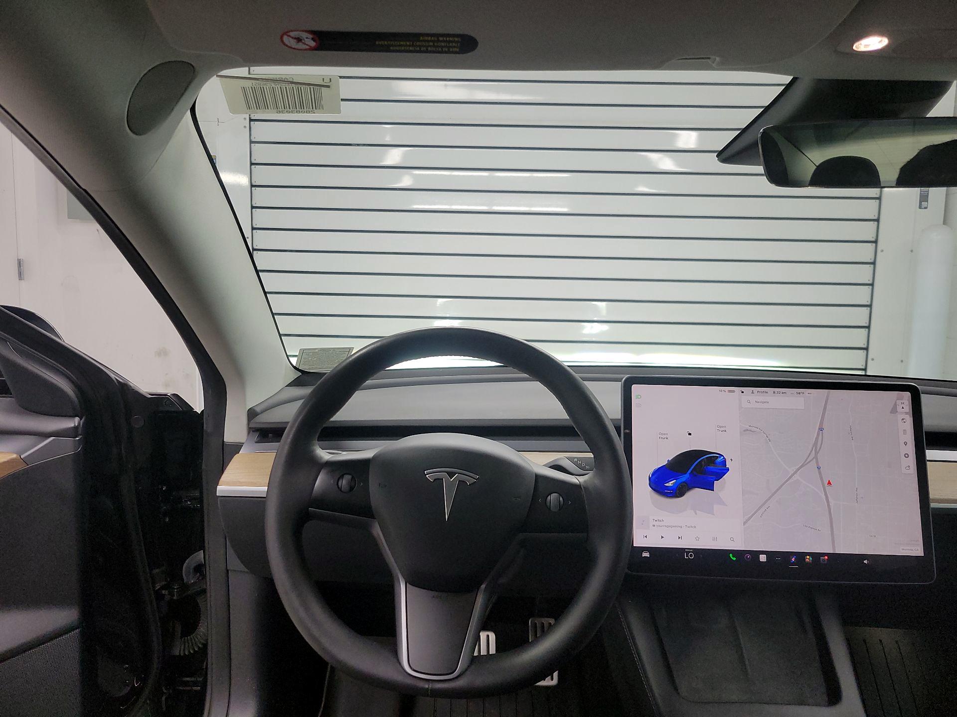 Thumbnail: 2022 Tesla Model 3 - 10