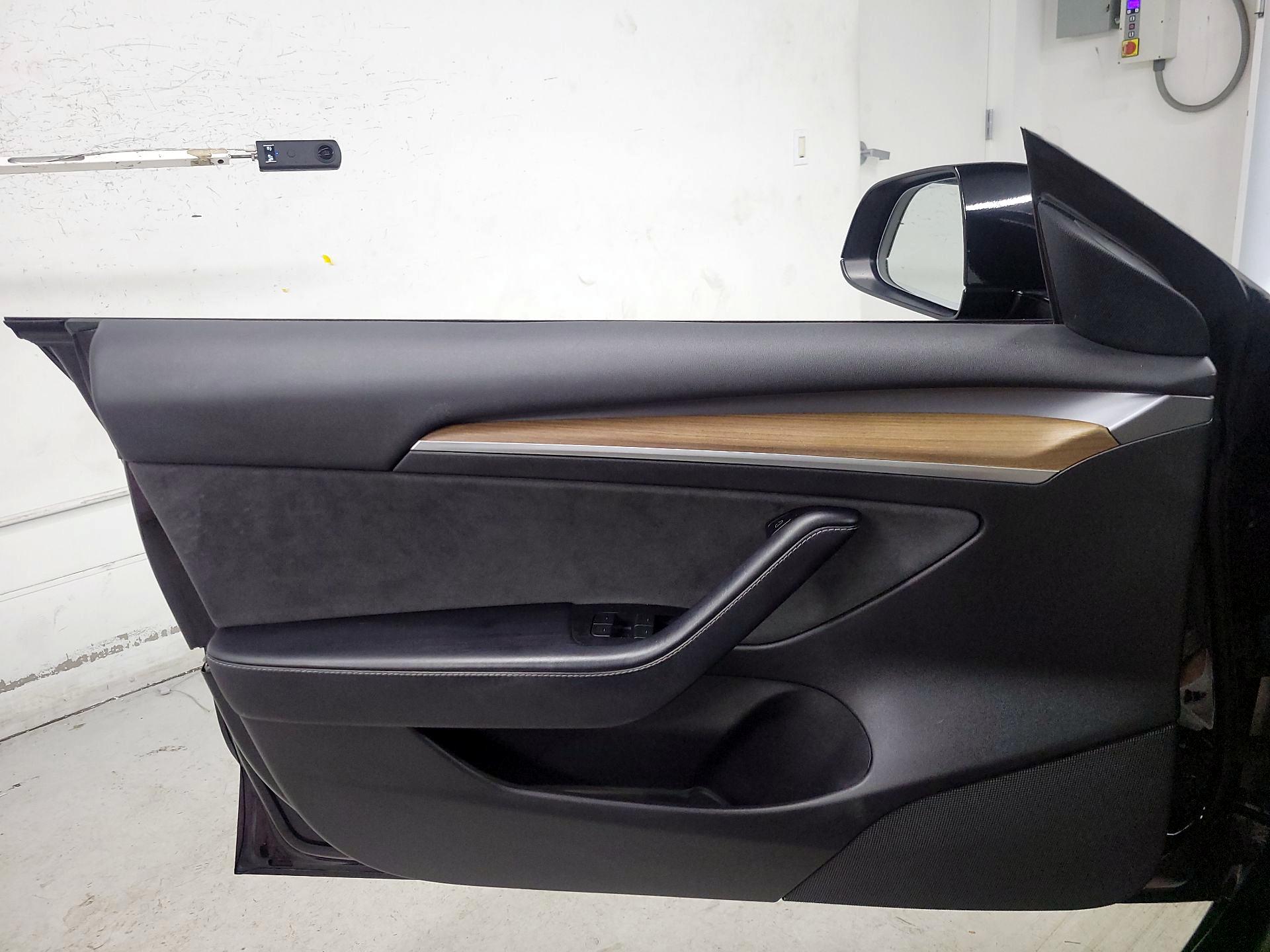 Thumbnail: 2022 Tesla Model 3 - 12