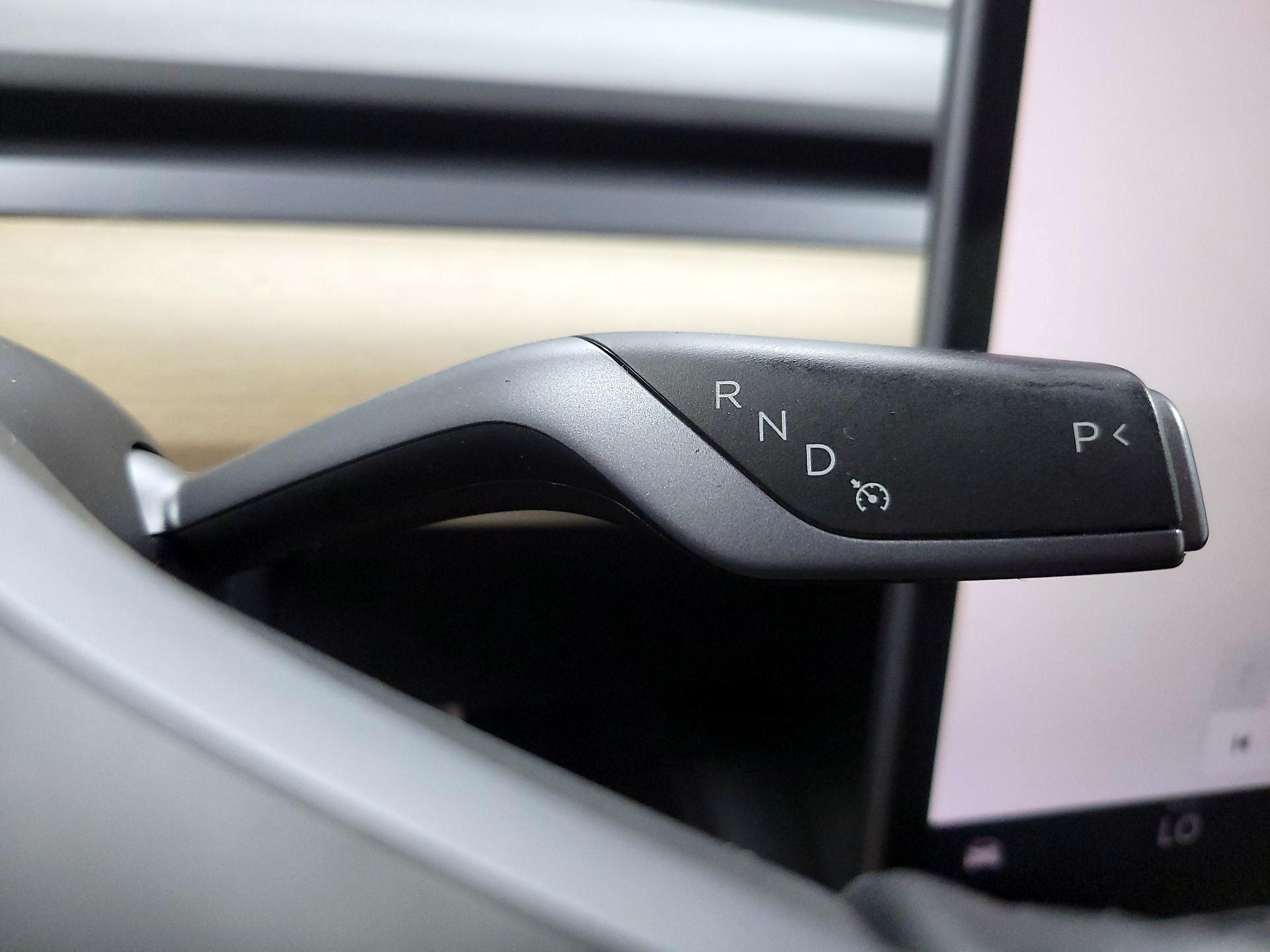 Thumbnail: 2022 Tesla Model 3 - 17