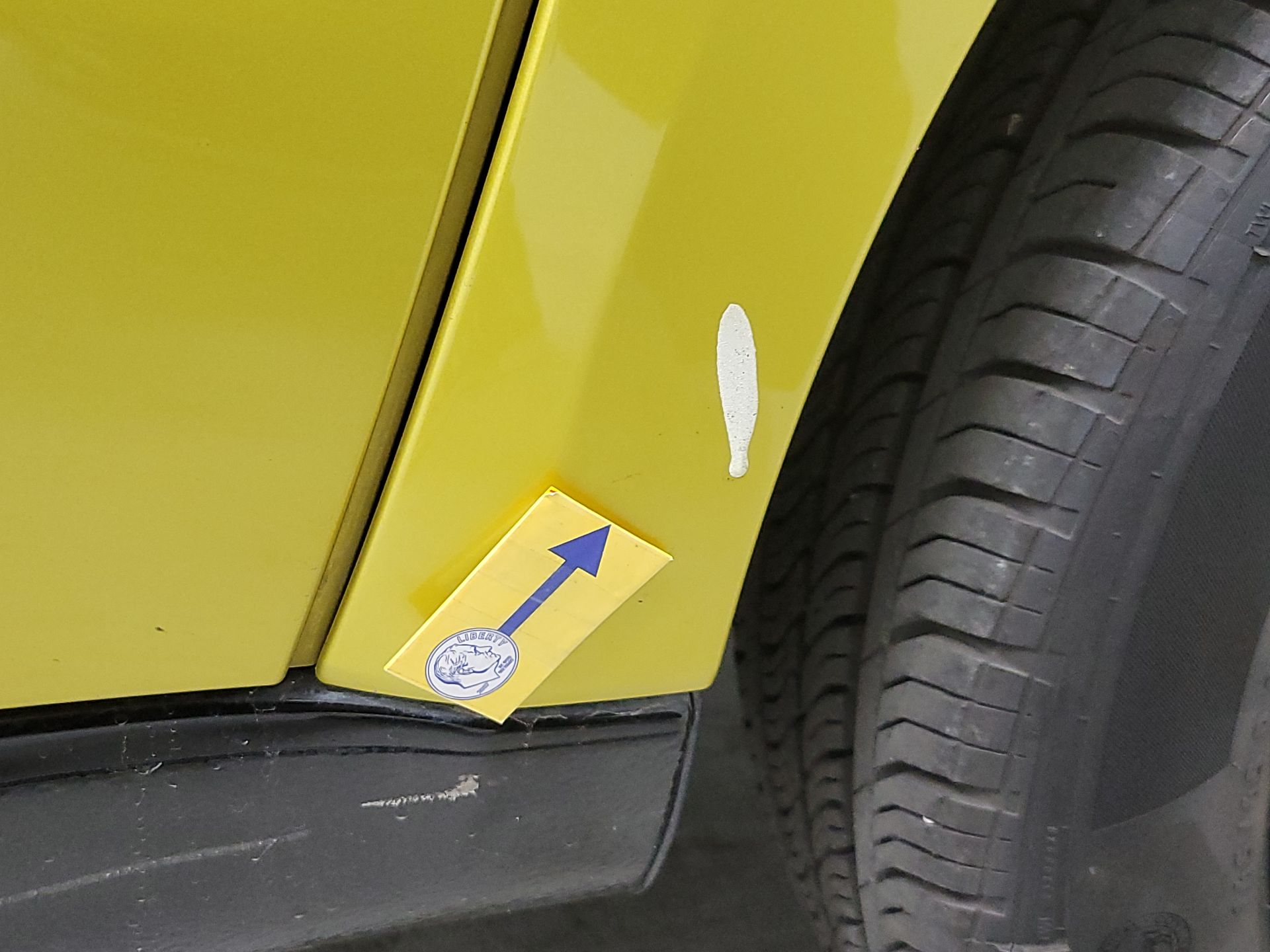 Thumbnail: 2016 smart fortwo - 19