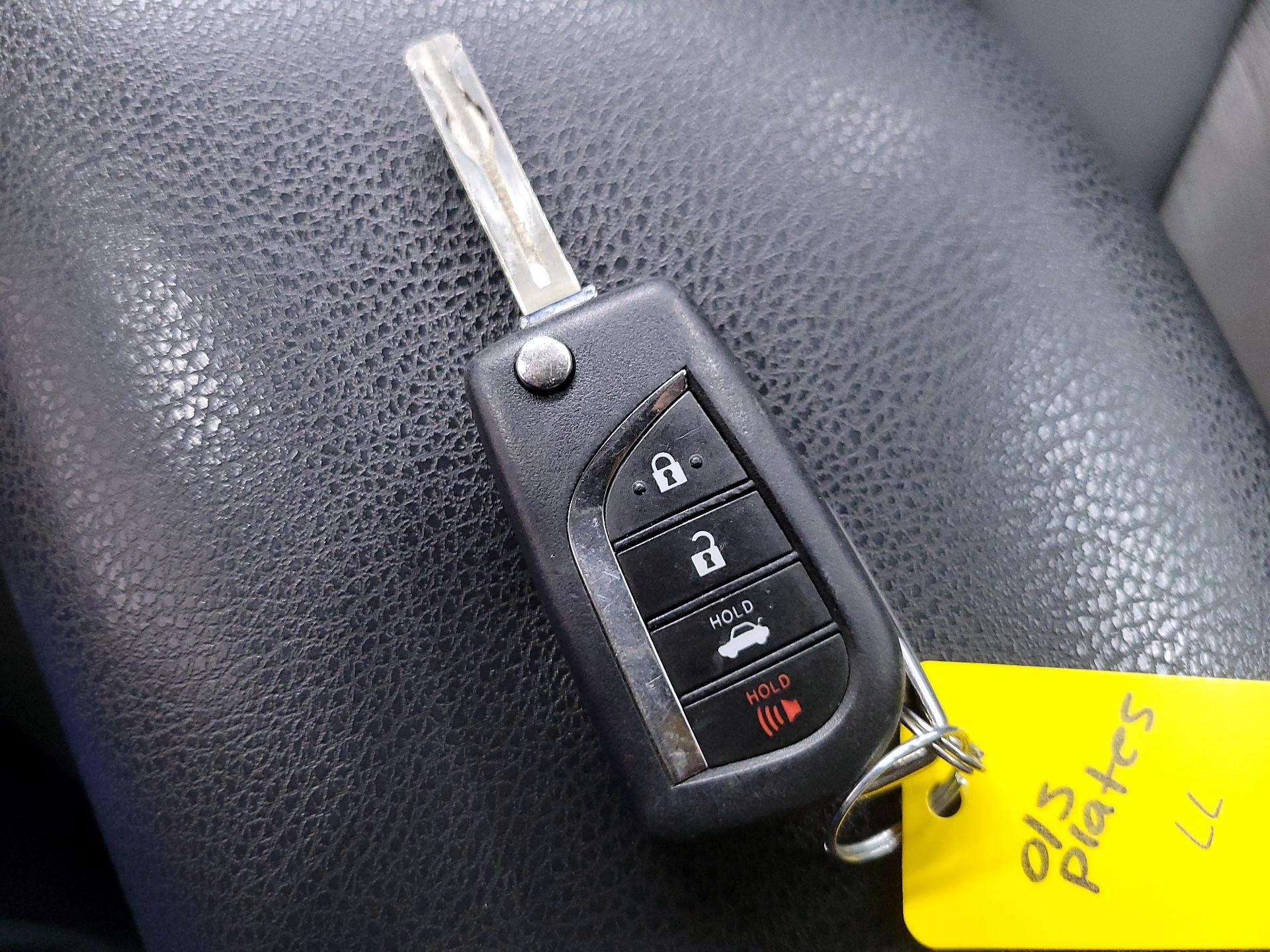 Thumbnail: 2020 Toyota Camry - 20