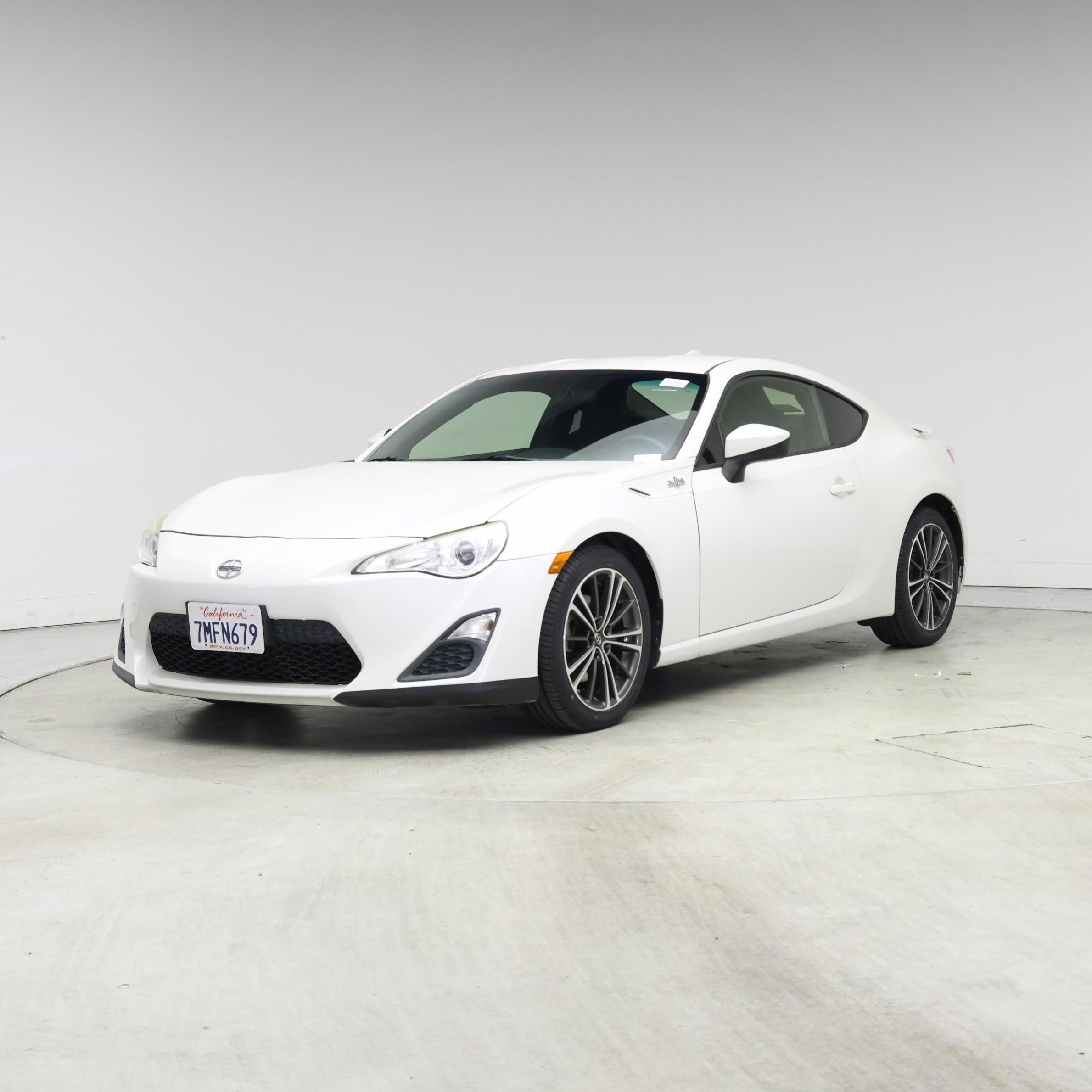 Thumbnail: 2016 Scion FR-S - 4