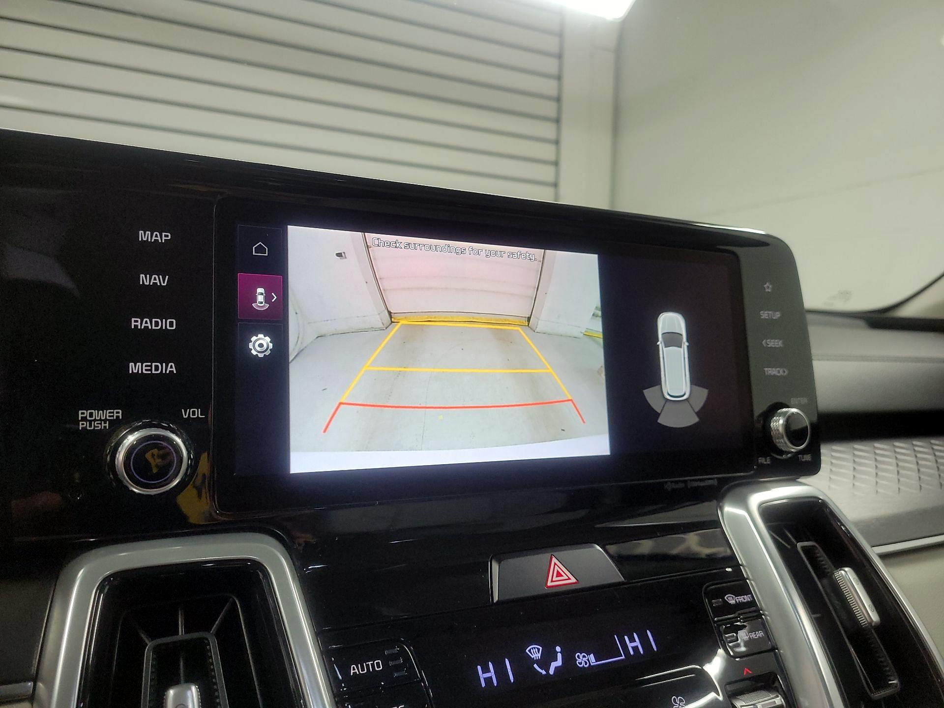 Thumbnail: 2023 Kia Sorento - 14