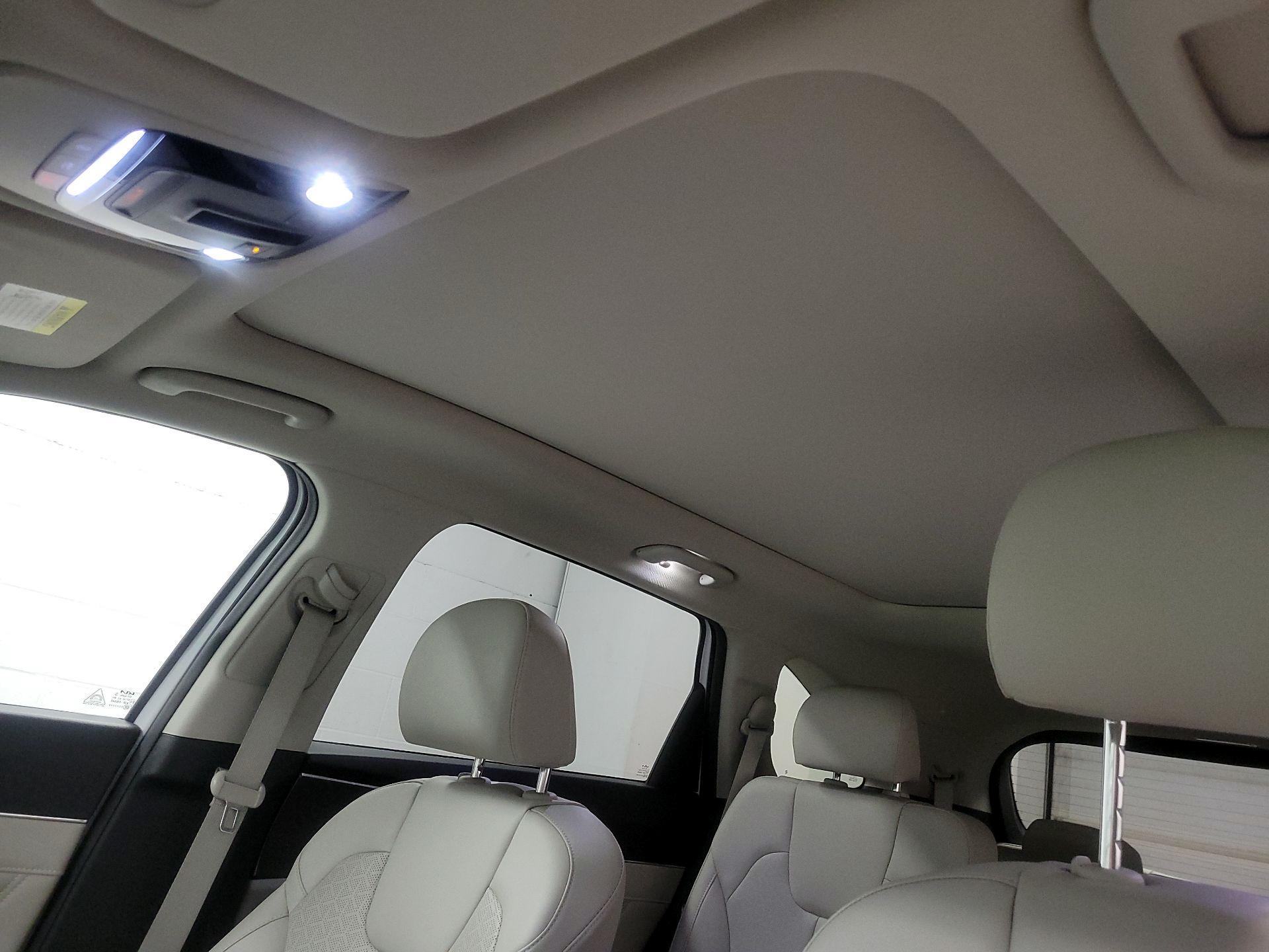 Thumbnail: 2023 Kia Sorento - 19