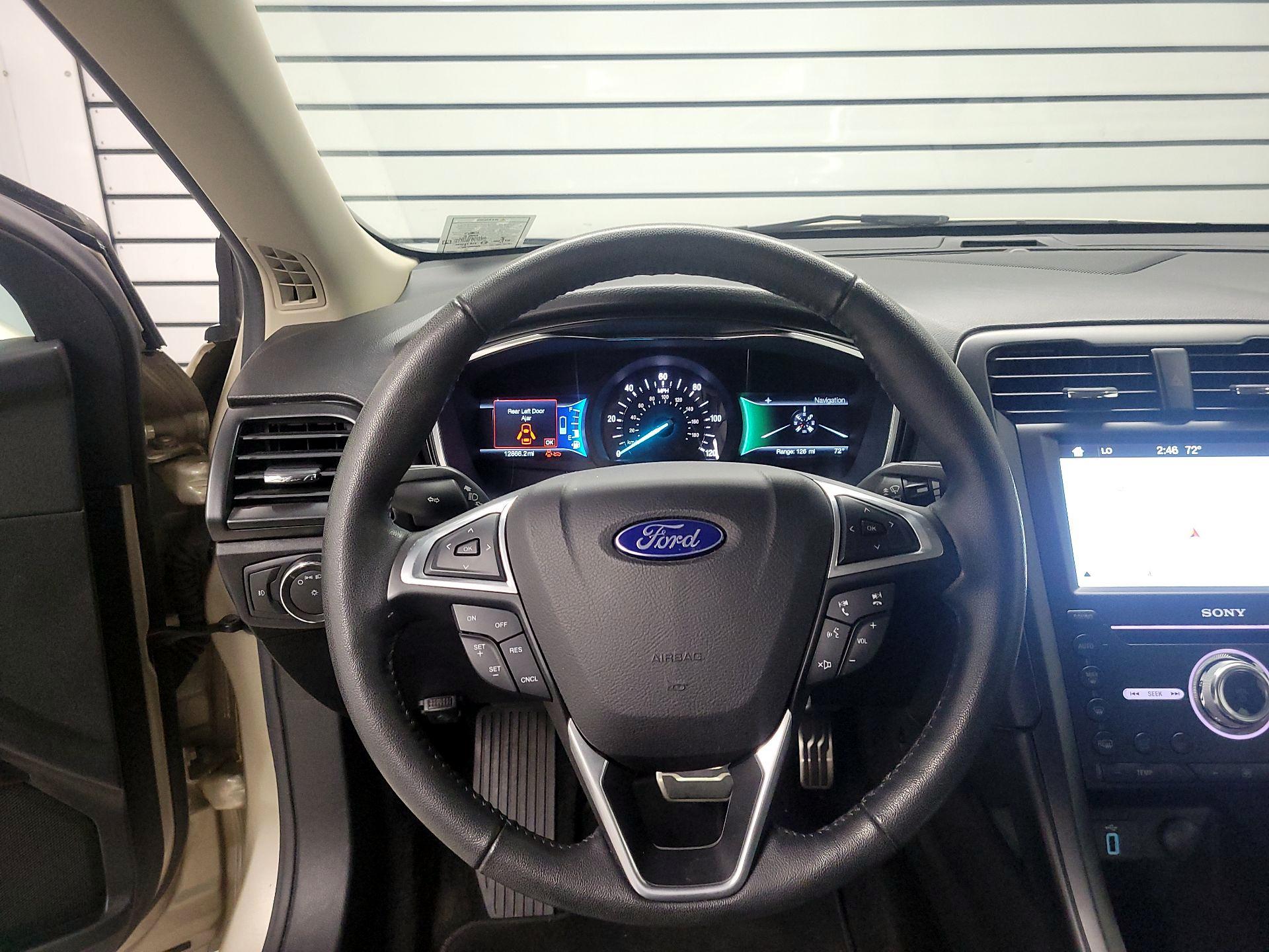 Thumbnail: 2017 Ford Fusion - 10