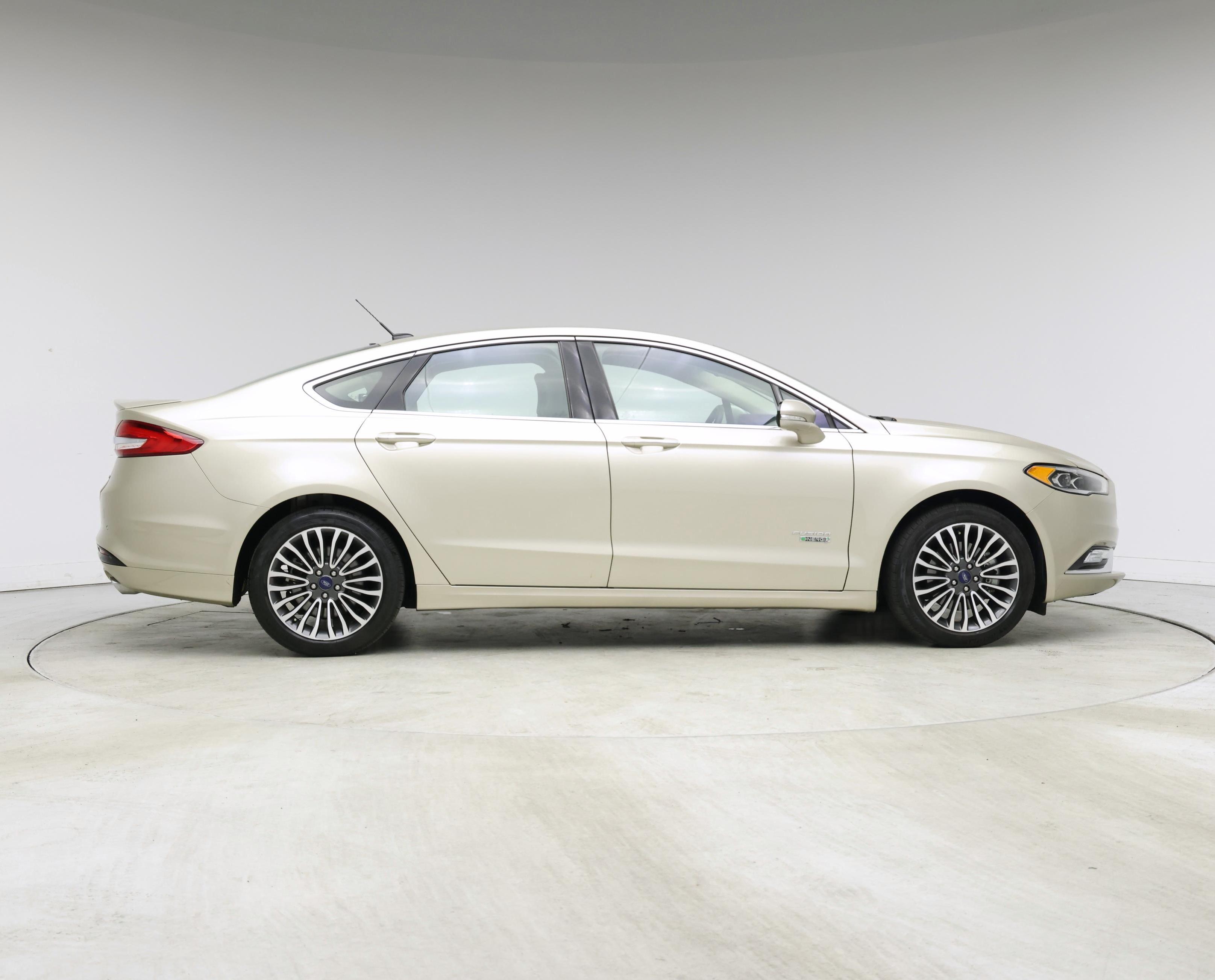 Thumbnail: 2017 Ford Fusion - 7