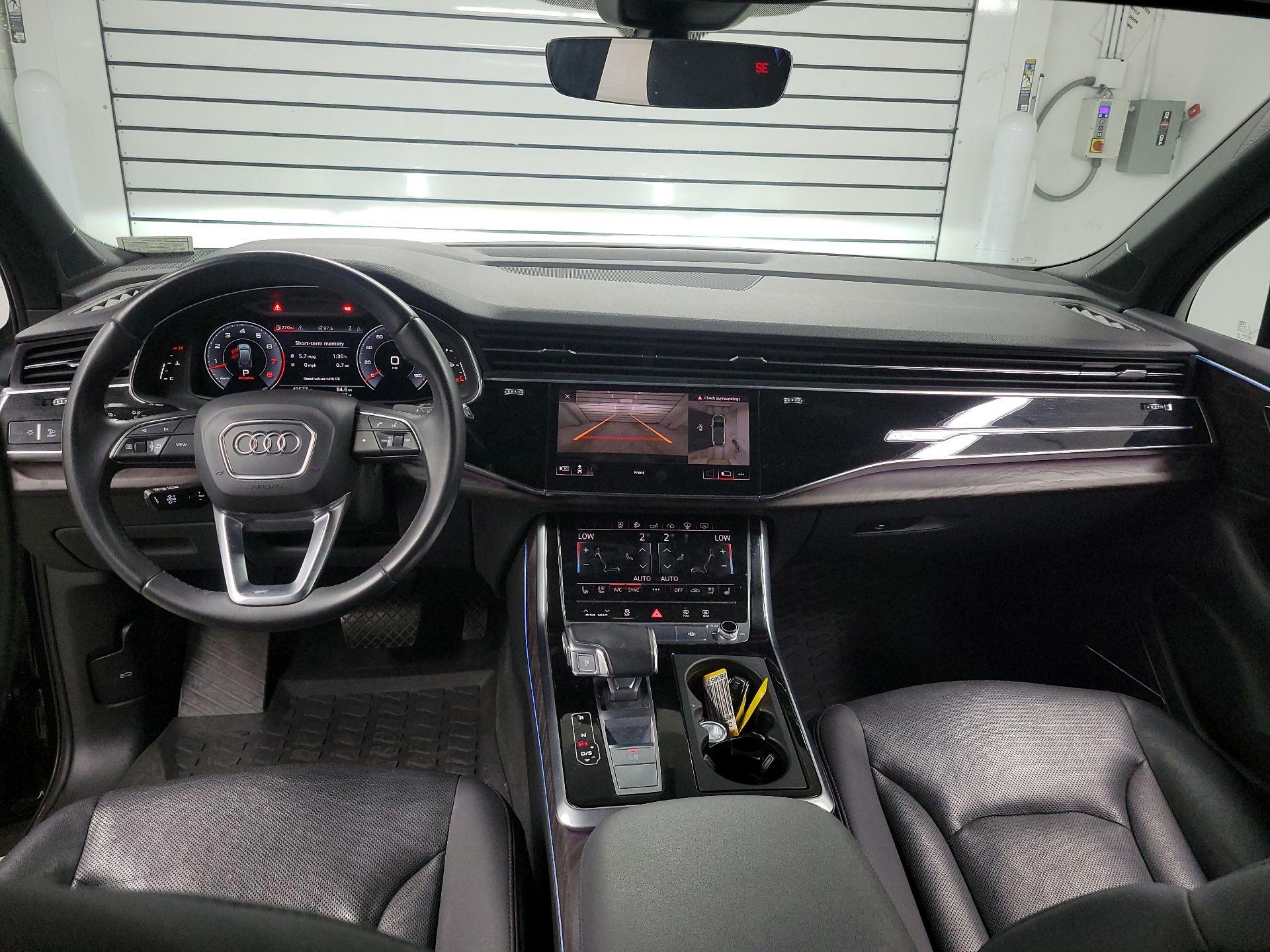 Thumbnail: 2020 Audi Q7 - 9