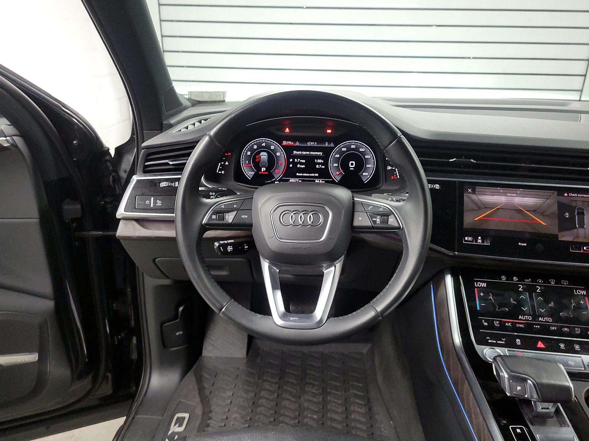 Thumbnail: 2020 Audi Q7 - 10