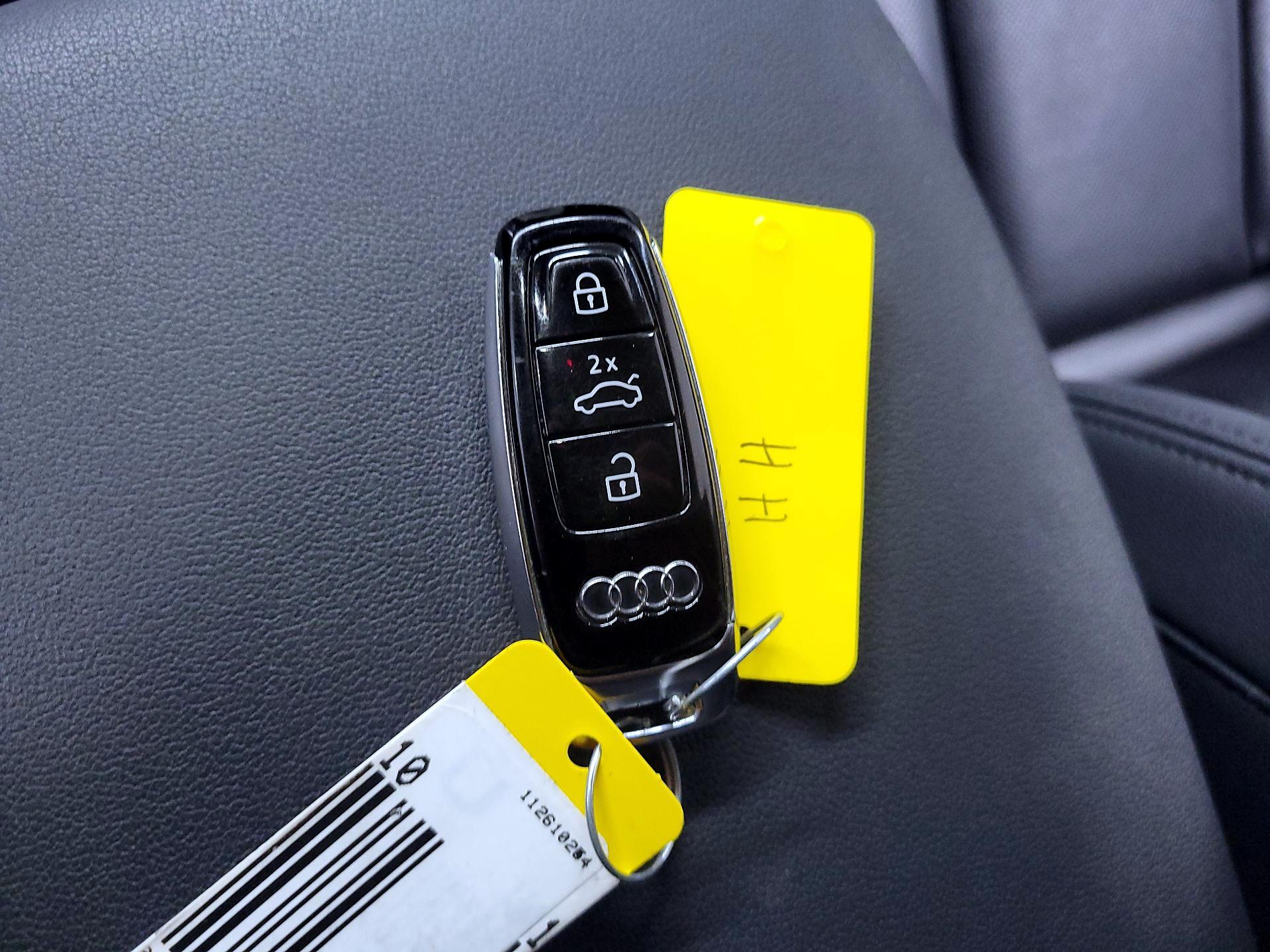 Thumbnail: 2020 Audi Q7 - 20